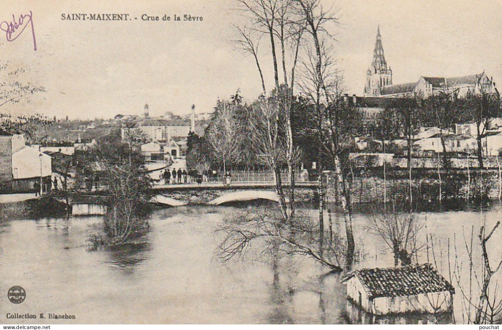 JA 23 -(79) SAINT MAIXENT - CRUE DE LA SEVRE - HABITANTS SUR LE PONT - 2 SCANS  - Saint Maixent L'Ecole