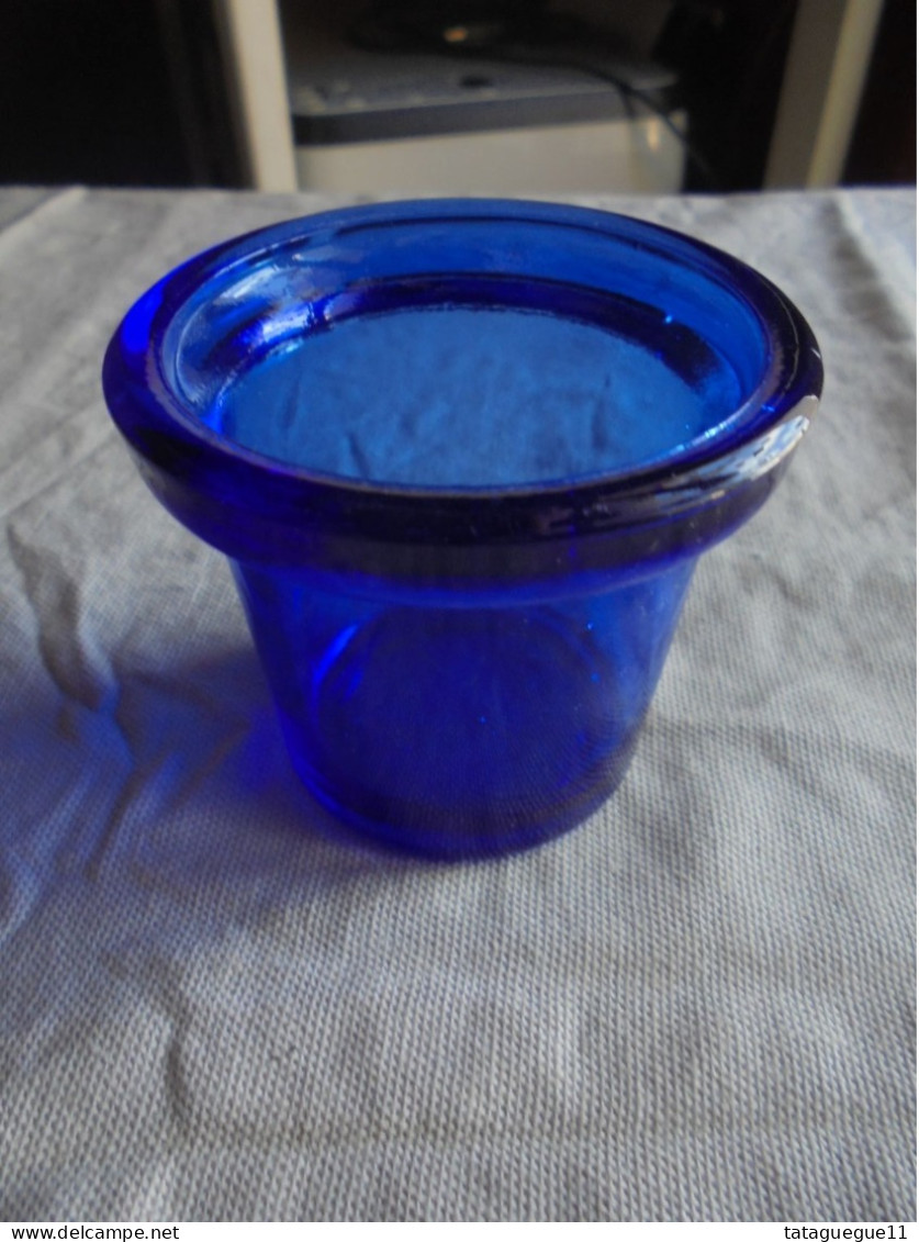 Vintage - Petit pot en verre bleu