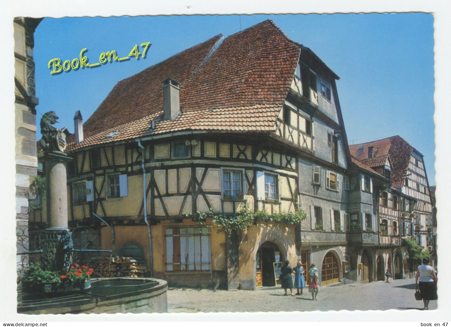 {91799} 68 Haut Rhin Riquewihr , Vieilles Maisons Et Fontaine De La Sinne , Près Du Dolder ; Animée - Riquewihr