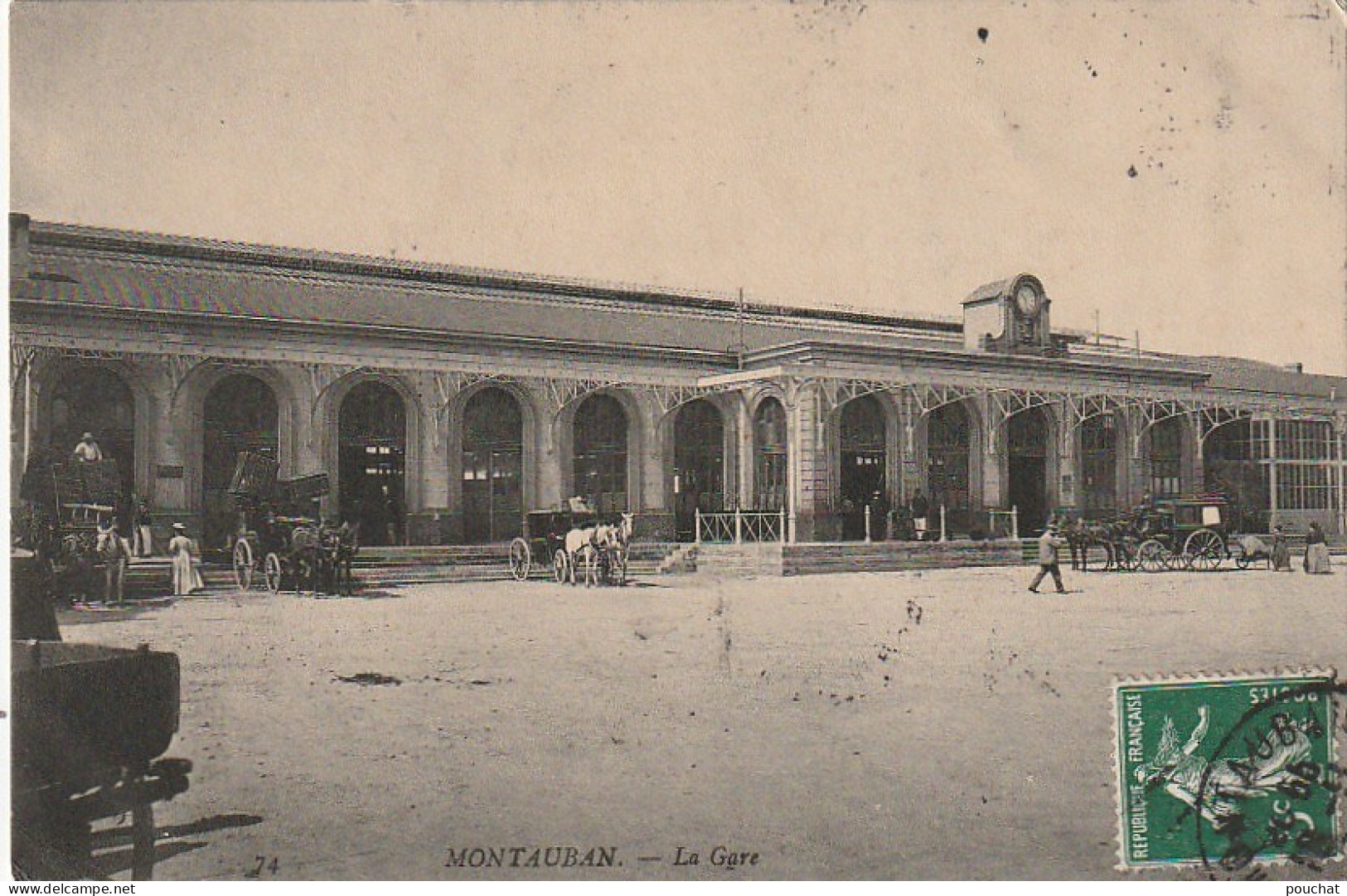 KO 15 -(82) MONTAUBAN - LA GARE  - AUTOMOBILE - FIACRE , COCHER  - 2 SCANS - Montauban