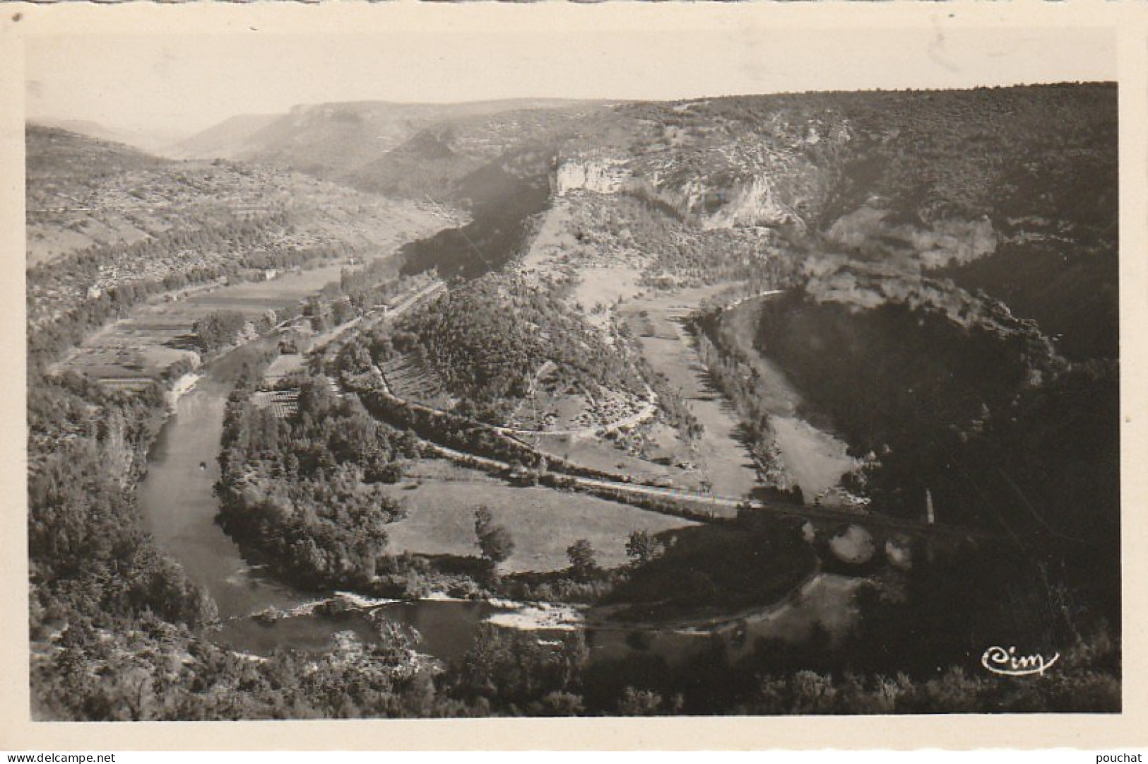 KO 16-(82) SAINT ANTONIN NOBLE VAL - LA CINGLE DE L' AVEYRON A BONNES - 2 SCANS - Saint Antonin Noble Val