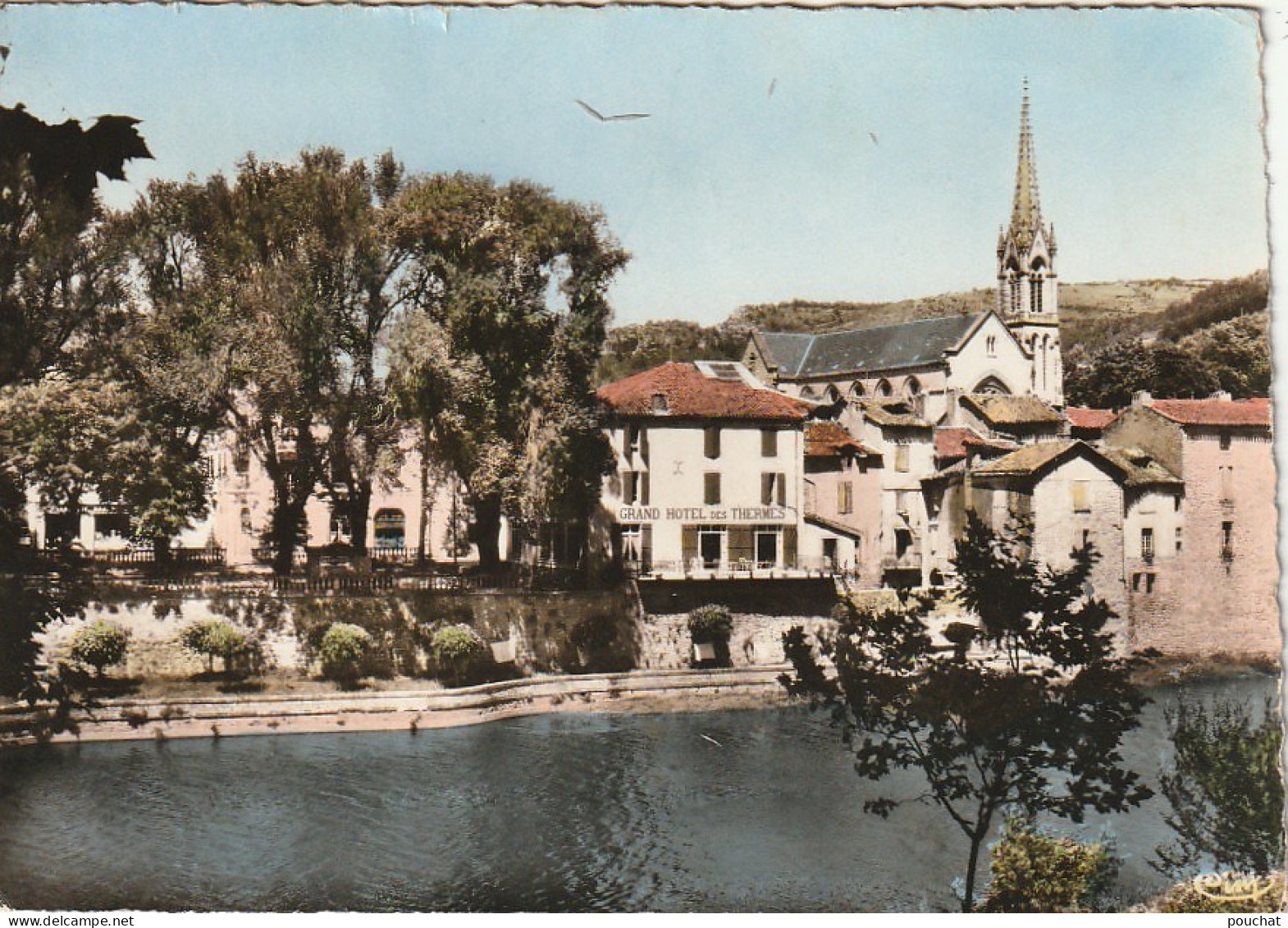 KO 18-(82) SAINT ANTONIN NOBLE VAL - LES HOTELS - BORDS DE L' AVEYRON - CARTE COULEURS - 2 SCANS - Saint Antonin Noble Val