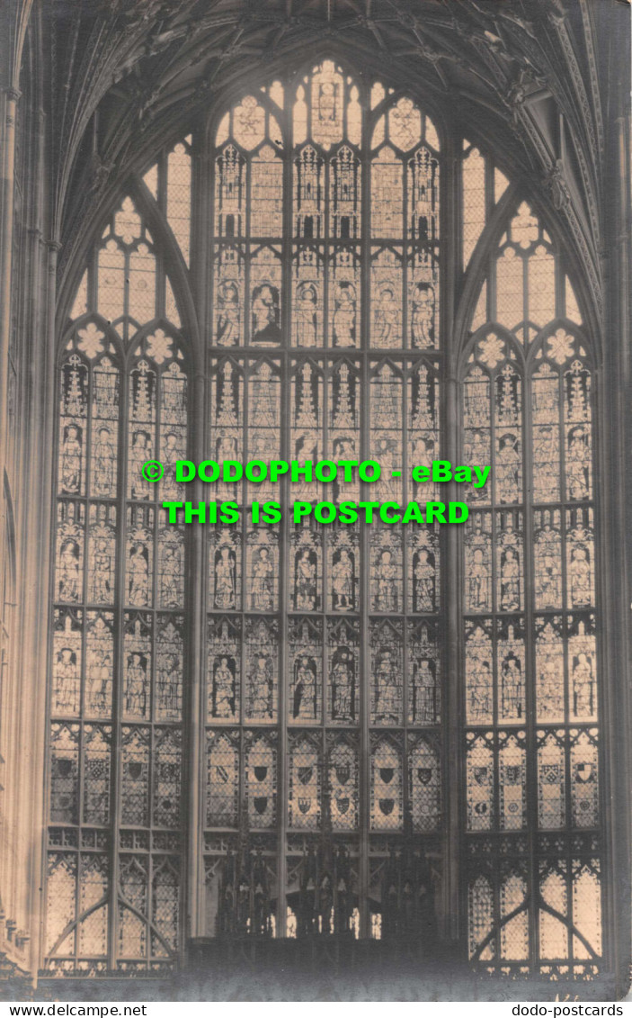 R540422 Gloucester Cathedral. Window. Sydney Pitcher - Monde
