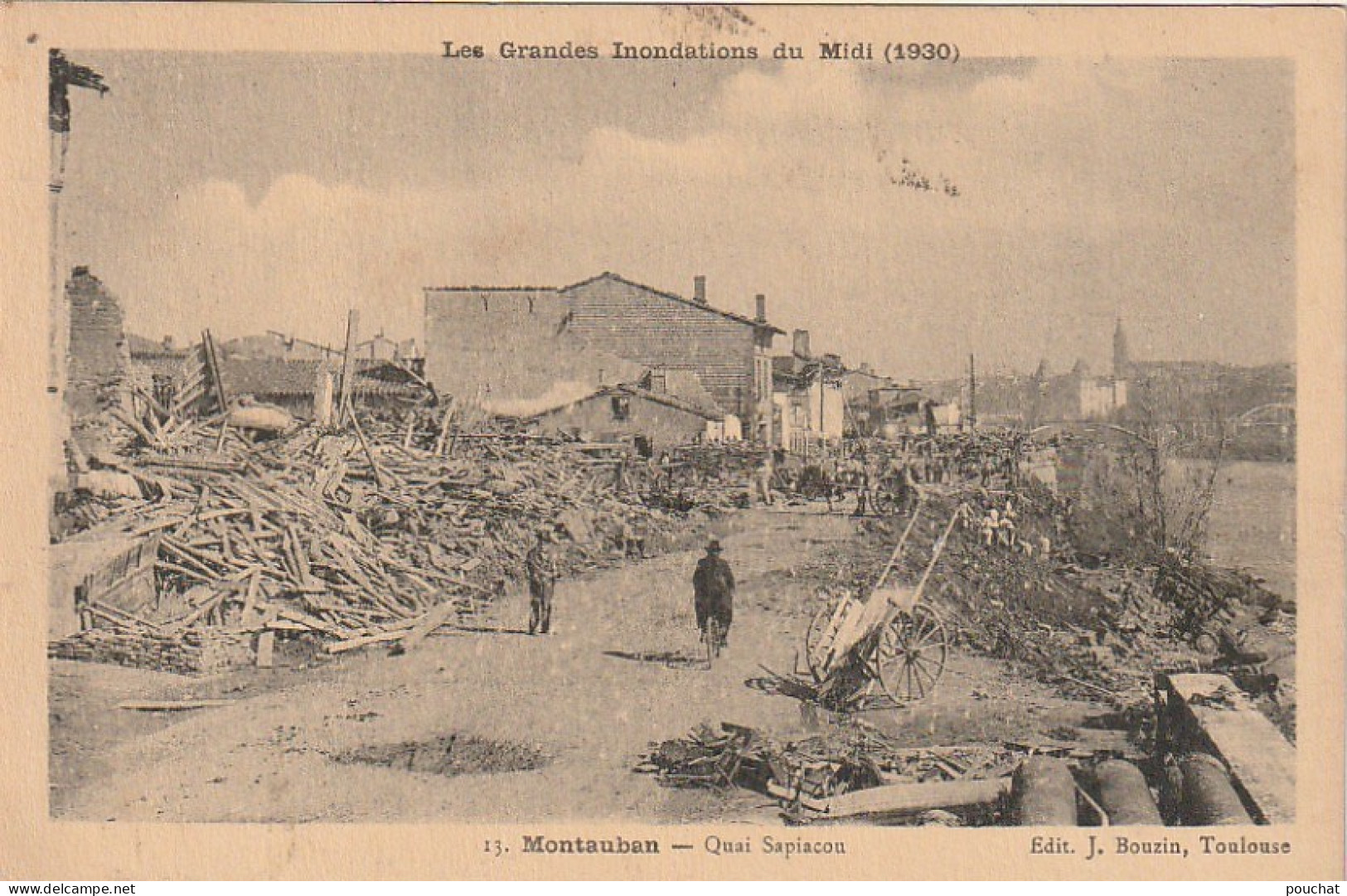 KO 19-(82) MONTAUBAN - INONDATIONS DU MIDI 1930 - QUAI SAPIACOU  - AU MILIEU DES GRAVATS ET DECOMBRES- 2 SCANS - Inondations