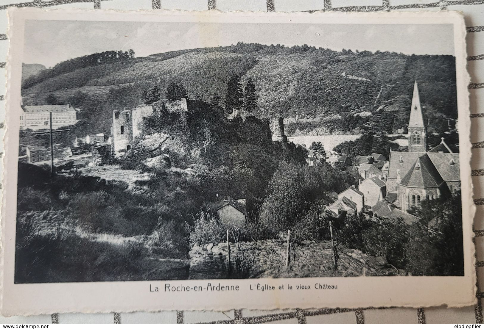 La Roche En Ardenne. L'église Et Le Vieux Château - La-Roche-en-Ardenne