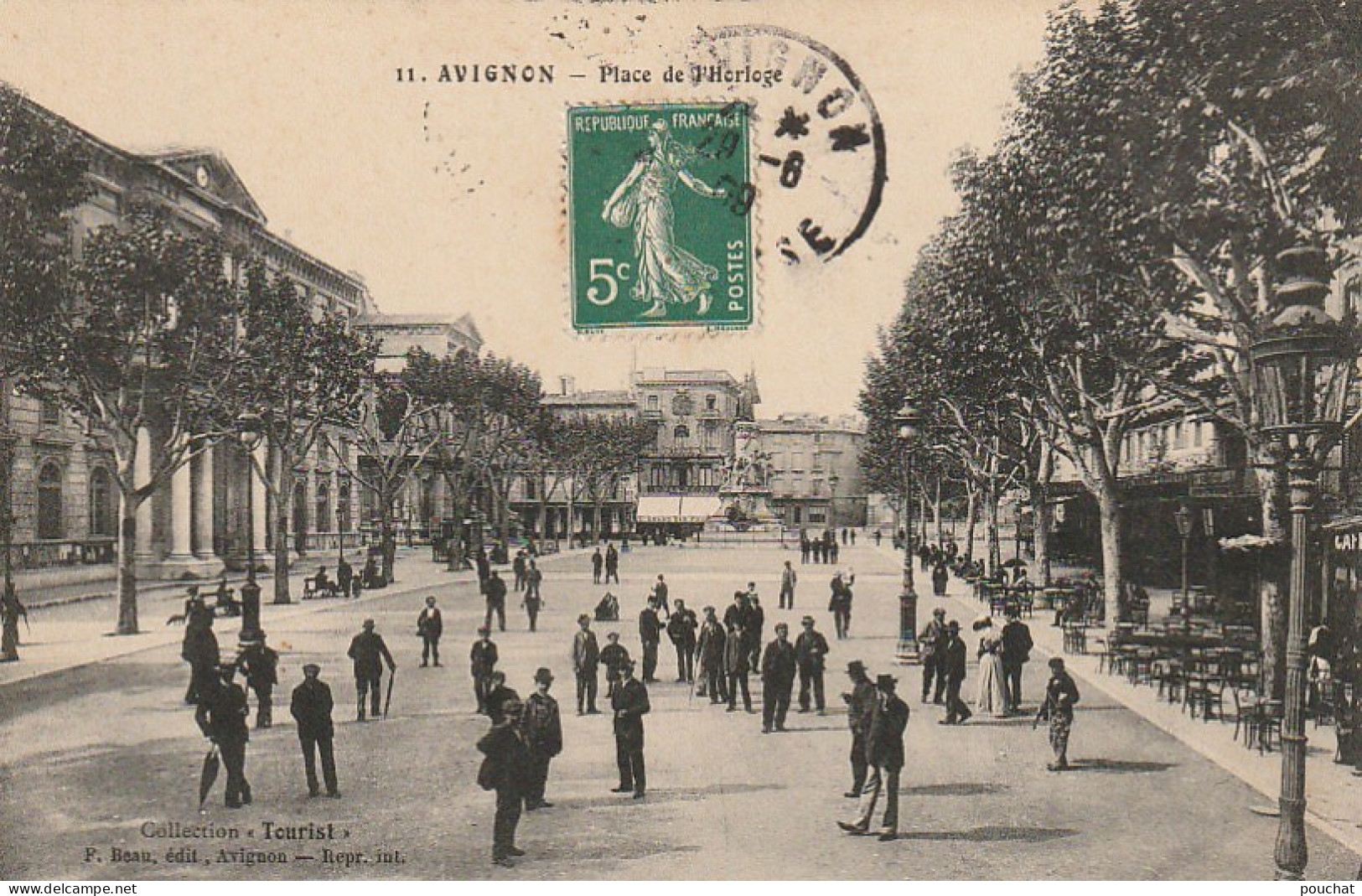 LE 2-(84) AVIGNON - PLACE DE L' HORLOGE - 2 SCANS - Avignon