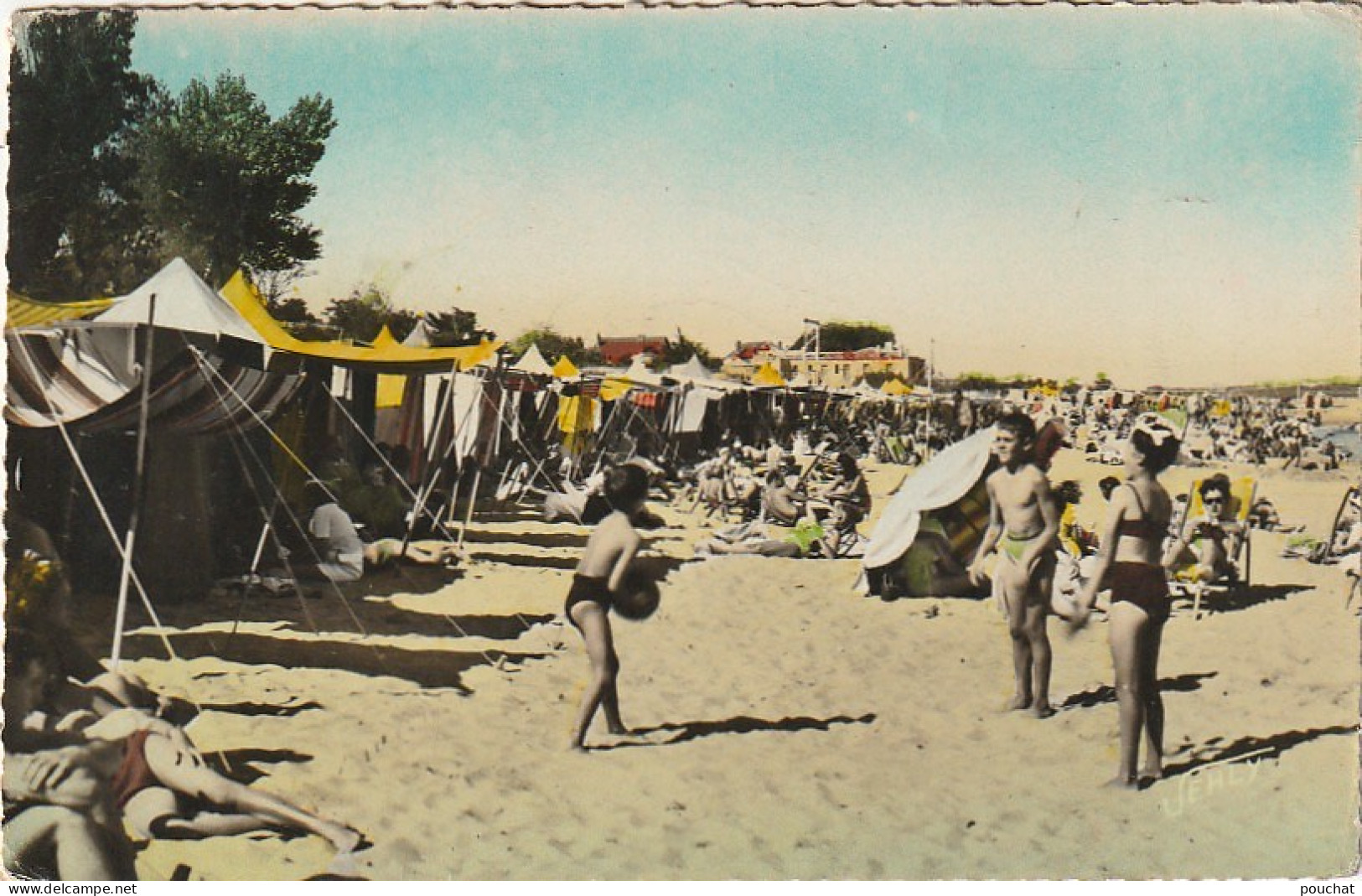 LE 5-(85) LA TRANCHE SUR MER - JEUX SUR LA PLAGE - CARTE COULEURS - 2 SCANS - La Tranche Sur Mer