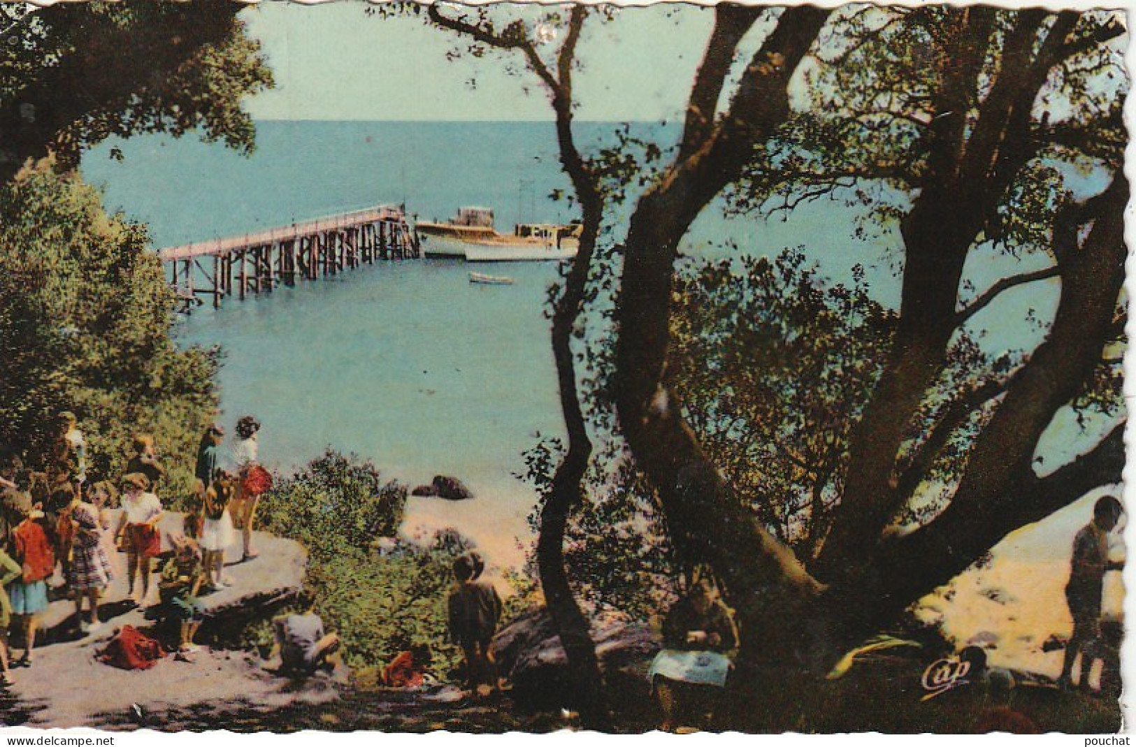 LE 5-(85) ILE DE NOIRMOUTIER - ECHAPPEE VERS L' EMBARCADERE - PROMENADE , ENFANTS - CARTE COULEURS - 2 SCANS - Ile De Noirmoutier