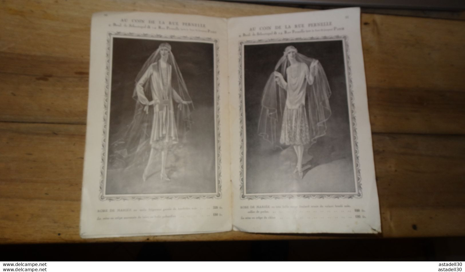 Catalogue robes de mariée, AU COIN DE LA RUE PERNELLE, PARIS.... Caisse-23