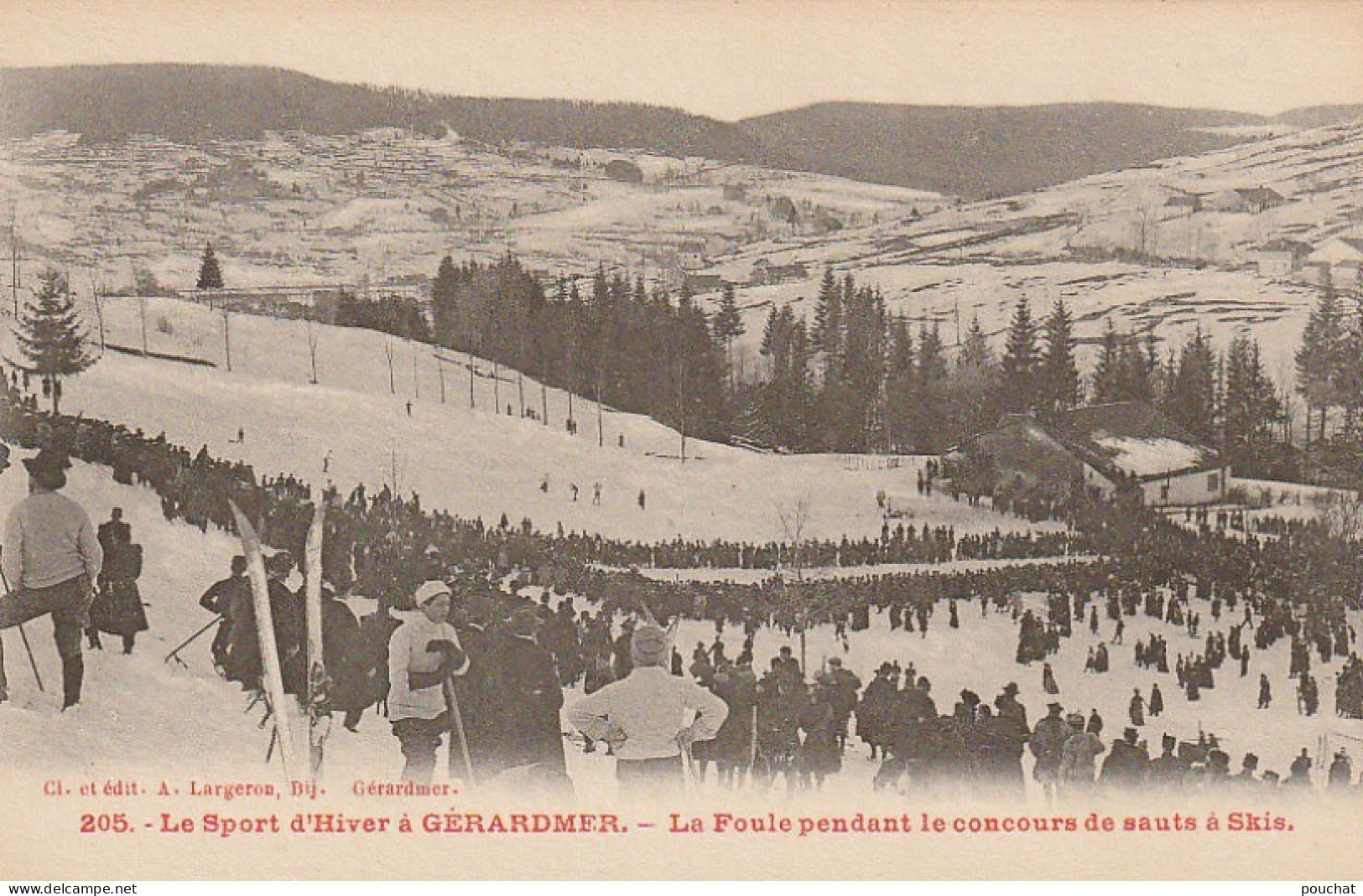 LE 16-(88) LE SPORT D' HIVER A GERARDMER - LA FOULE PENDANT LE CONCOURS DE SAUTS A SKIS - 2 SCANS - Gerardmer