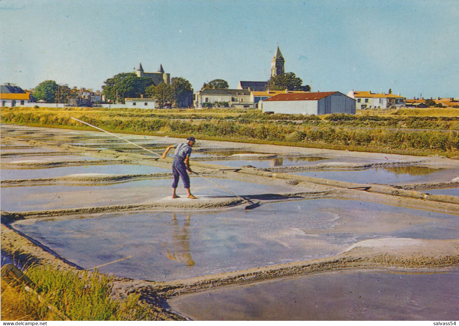 85) NOIRMOUTIER En L'Ile - Le Paludier Au Travail (1974) - Ile De Noirmoutier