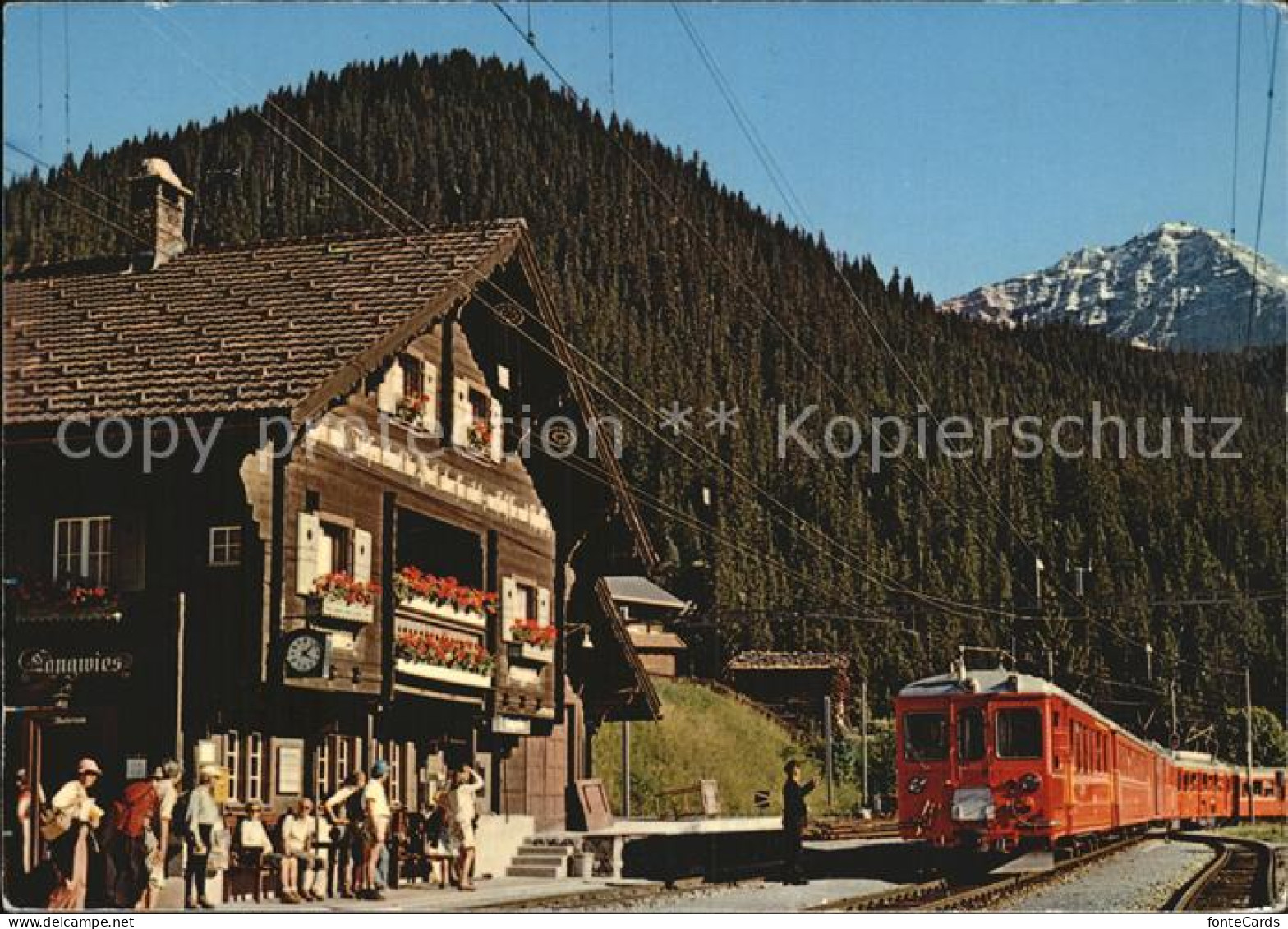 12596253 Rhaetische Bahn Station Langwies  Eisenbahn - Autres & Non Classés