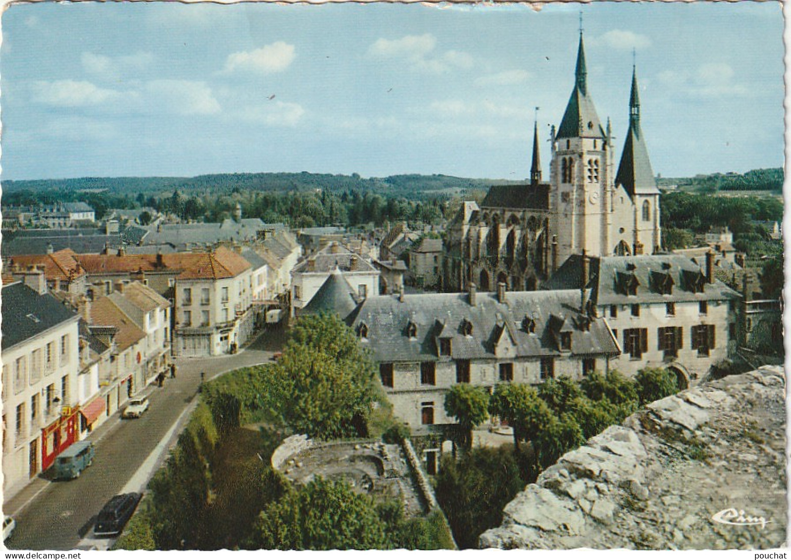 LE 24-(91) DOURDAN - VUE GENERALE DEPUIS LES TOURS DU CHATEAU - CARTE COULEURS   - 2 SCANS - Dourdan