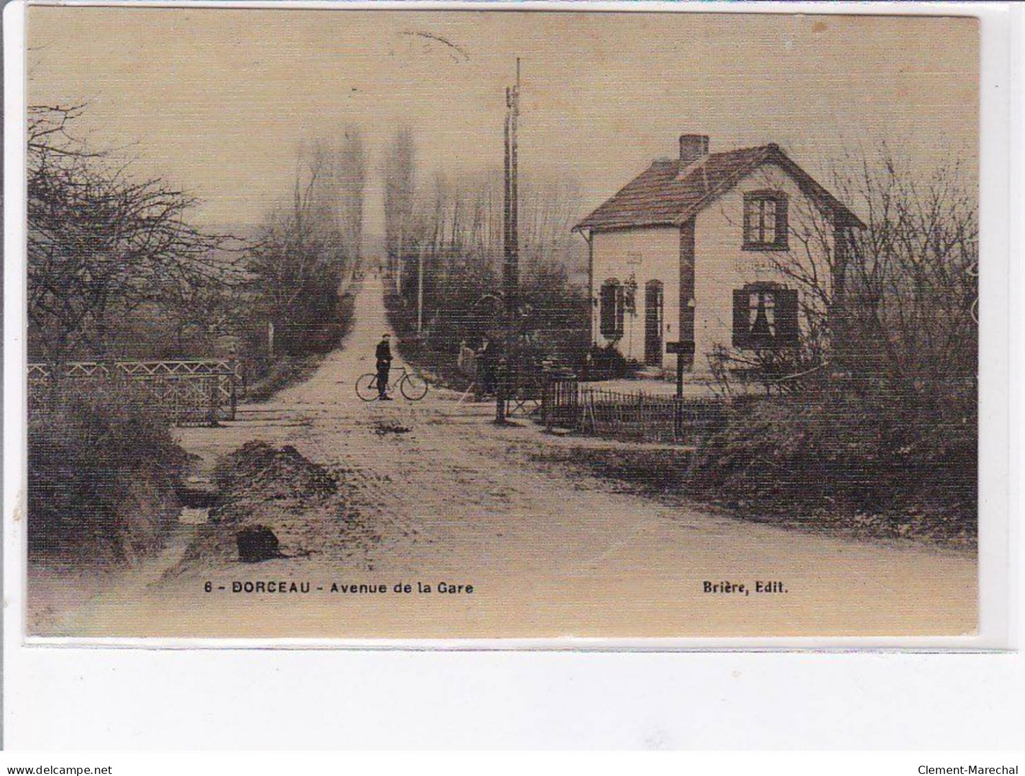 DORCEAU - Avenue De La Gare - Très Bon état - Sonstige & Ohne Zuordnung