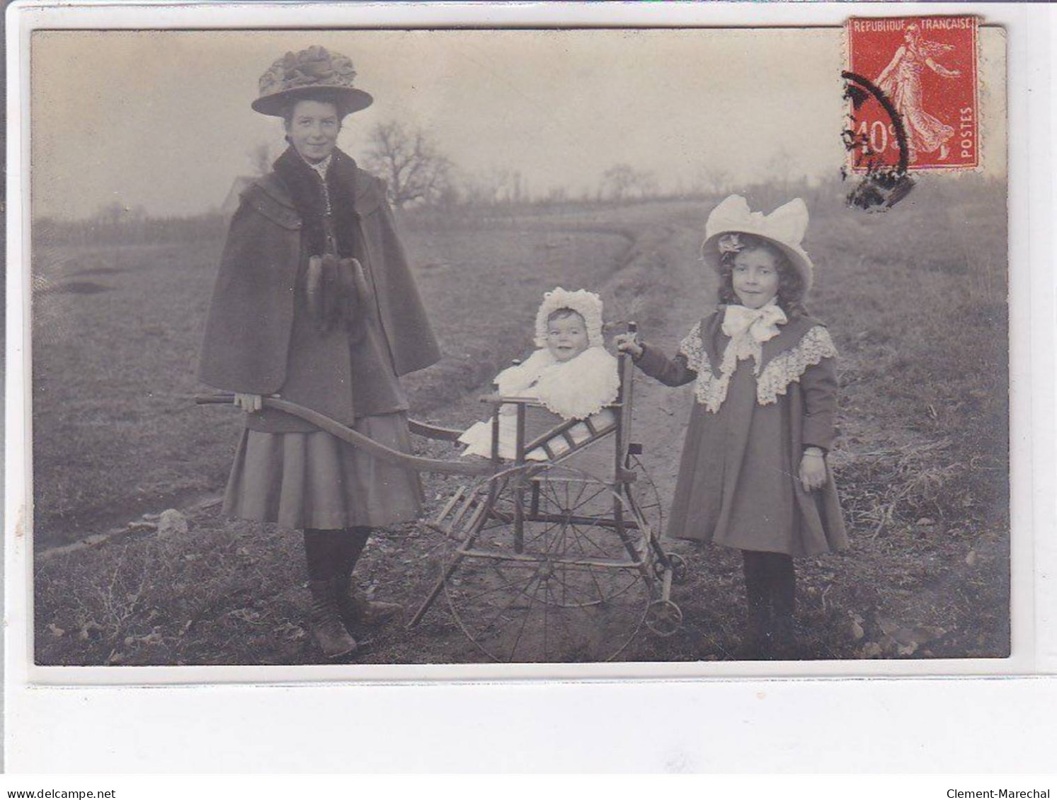 ALENCON - Carte-Photo - Femme Et Enfants - Poussette - Très Bon état - Alencon