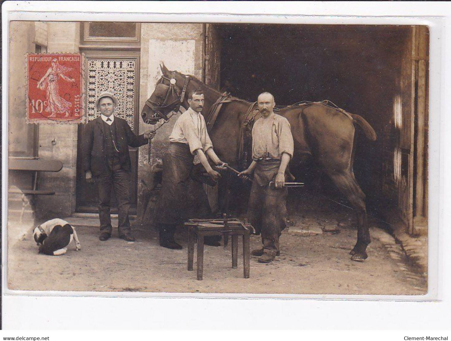 DECIZE : Carte Photo De L'atelier Du Maréchal Ferrant Louis Richard Sur La Place Du Champ De Foire - Très Bon état - Decize