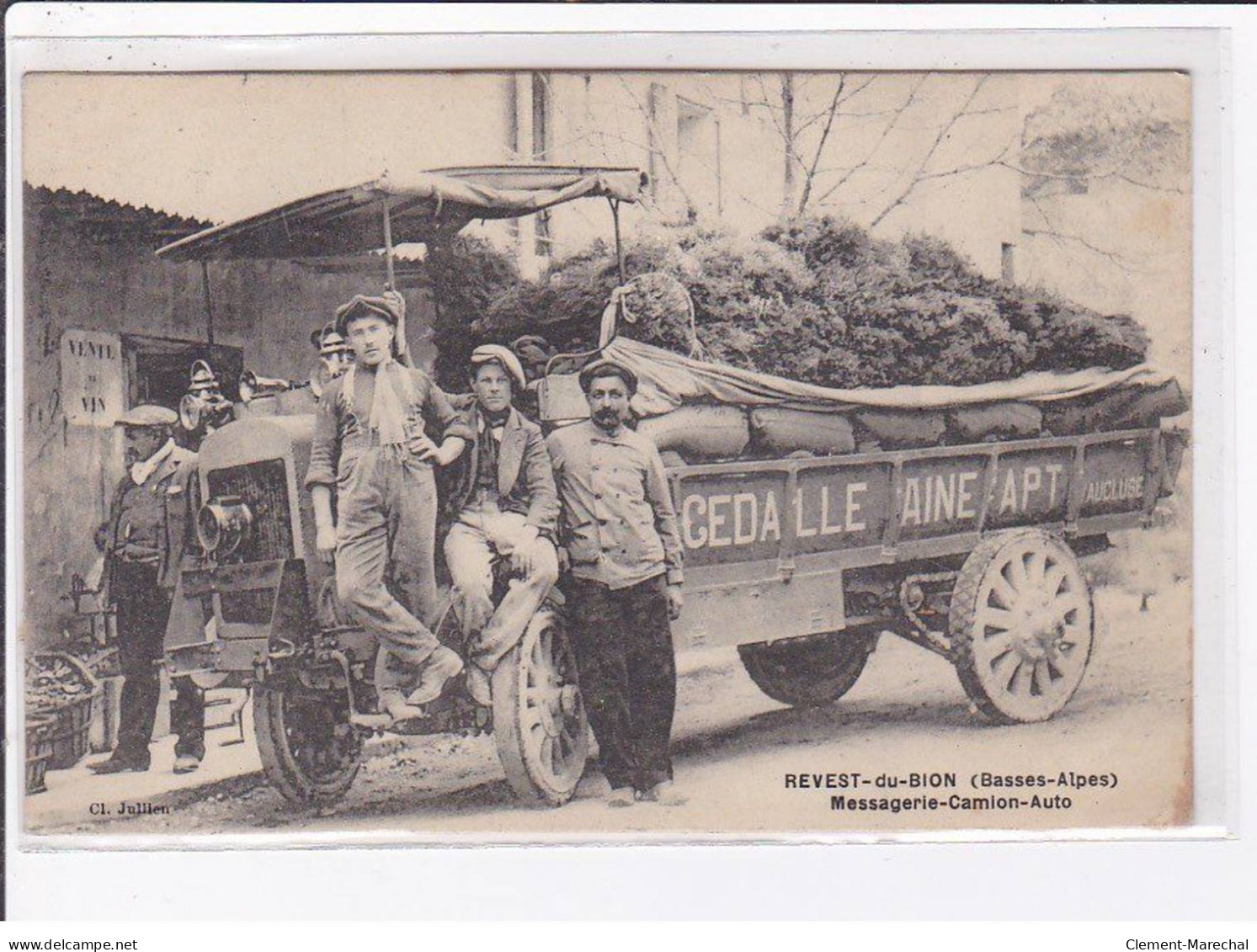 REVEST DU BION : Camion De La Messagerie CEDALLE AINE (à APT Dans Le Vaucluse) - Très Bon état - Other & Unclassified