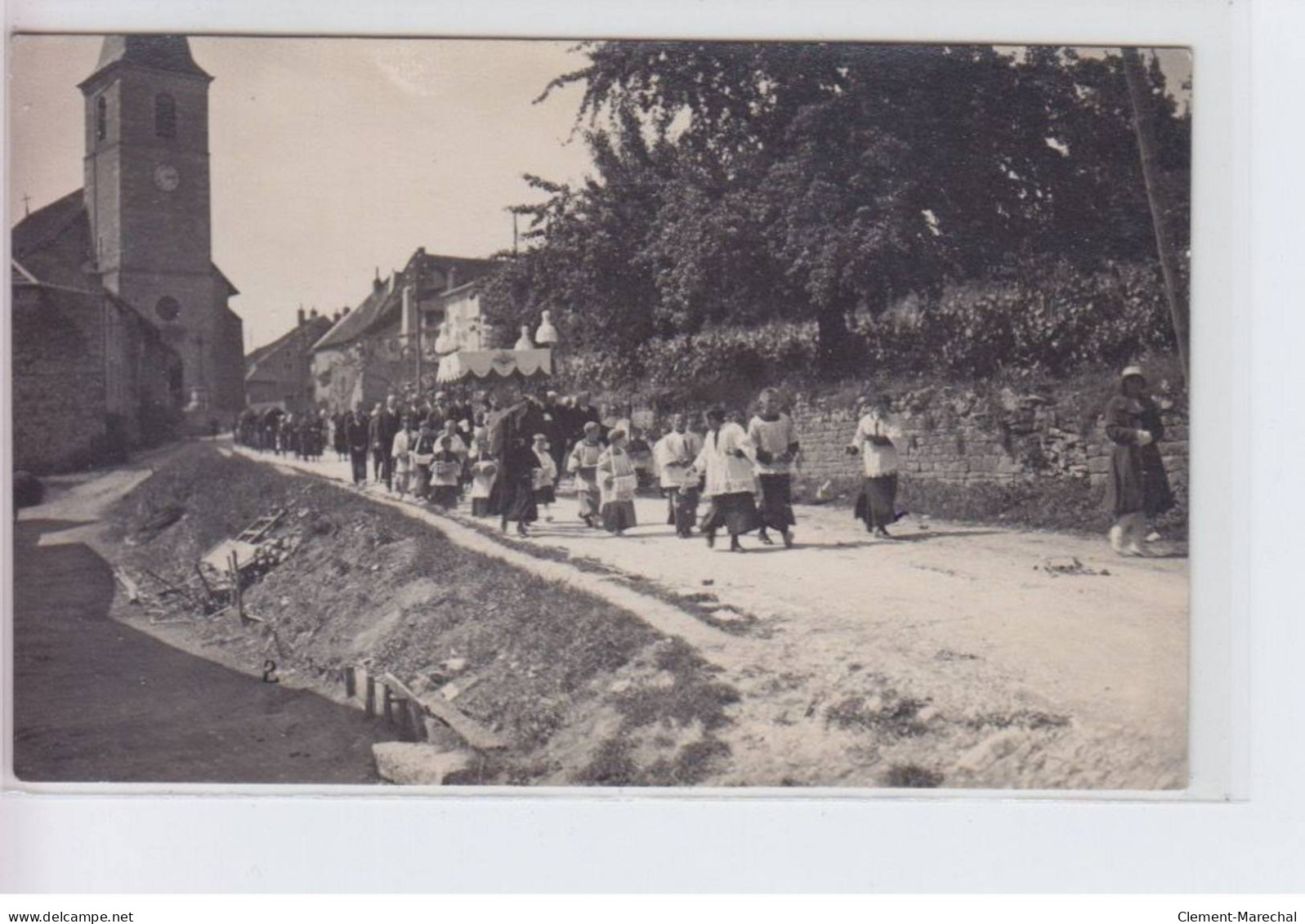 MESNAY-ARBOIS: Procession De La Fête-dieu - Très Bon état - Sonstige & Ohne Zuordnung