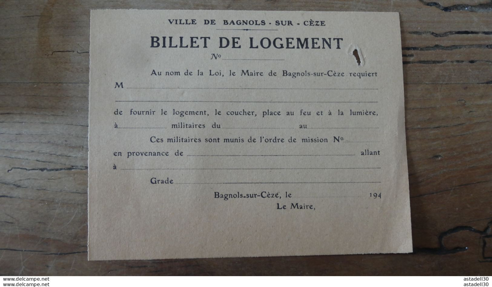 Billet De Logement De Soldat WWII, Ville De BAGNOLS SUR CEZE ................ Class-46 - Documentos