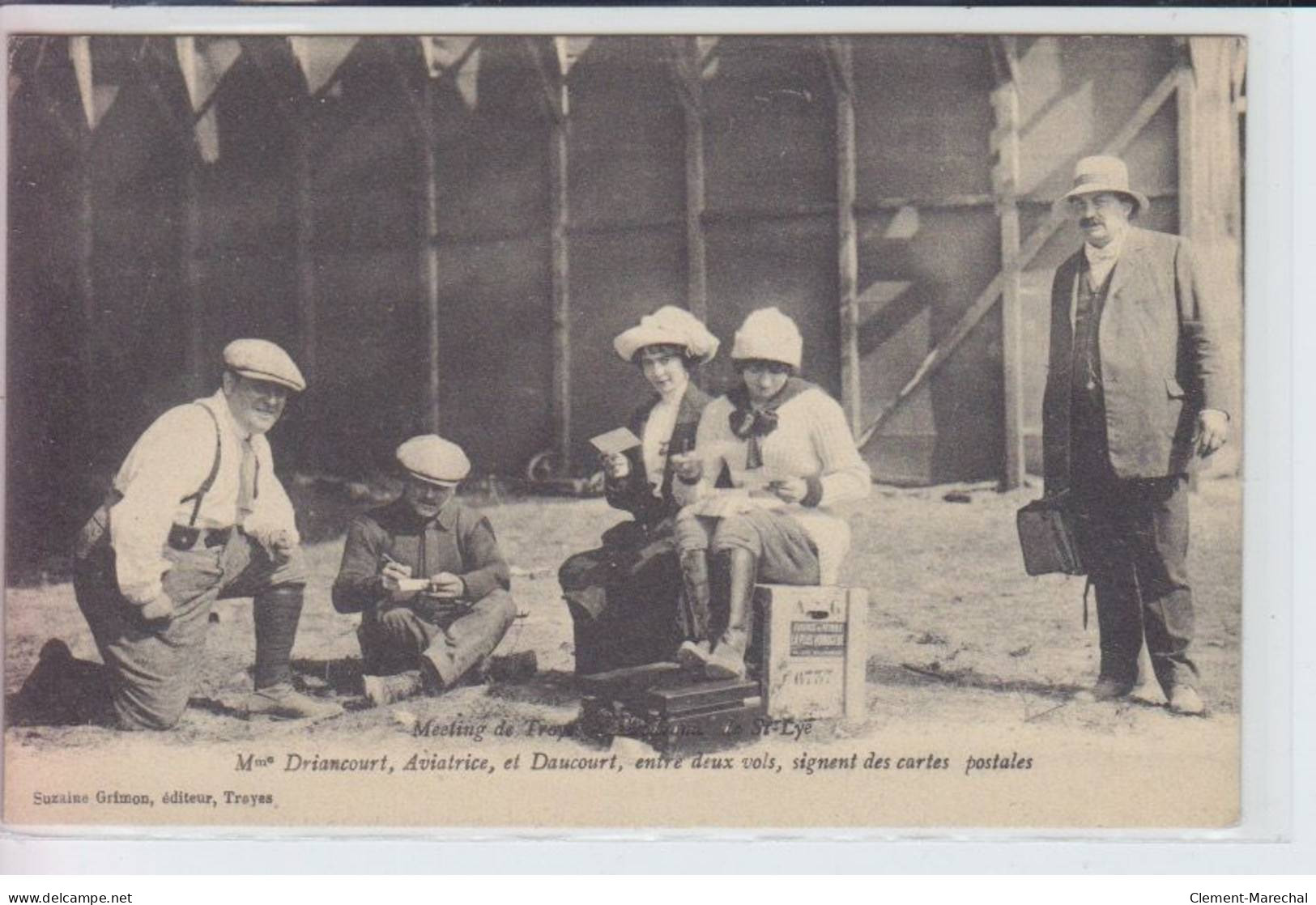 TROYES: Meeting, Aérodrome De Saint-lye, Mme Driancourt Aviatrice Et Daucourt Entre Deux Vols - Très Bon état - Troyes