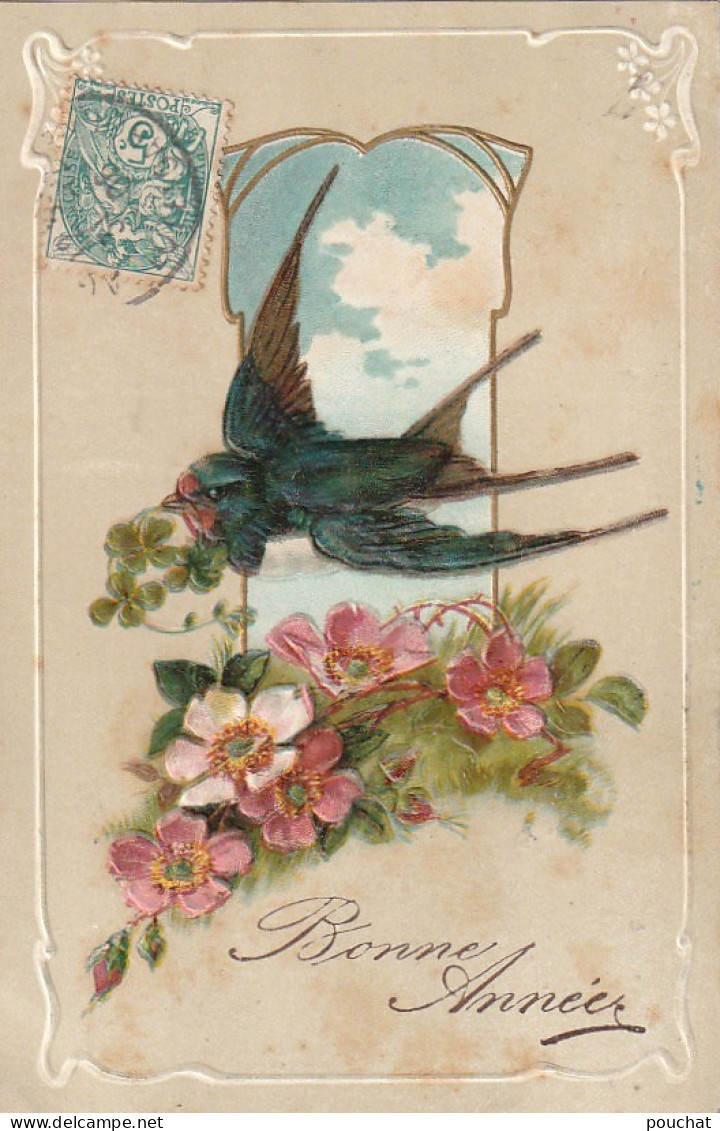 HO Nw (3) " BONNE ANNEE " - CARTE FANTAISIE GAUFREE - FLEURS SURVOLEE PAR UNE HIRONDELLE AVEC TREFLE - 2 SCANS - Nieuwjaar