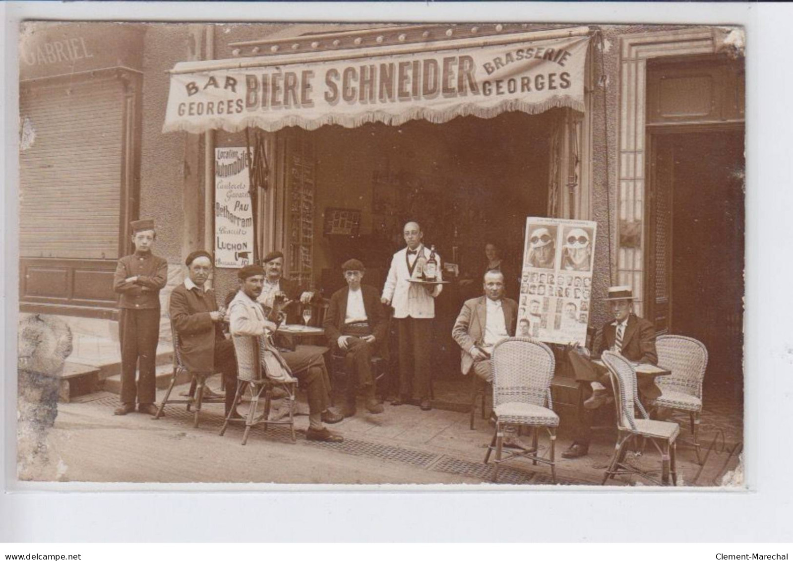 PYRENEES-ATLANTIQUES : Carte Photo Du Bar Georges, Biere Schneider, Vélo, Cyclisme - état - Autres & Non Classés