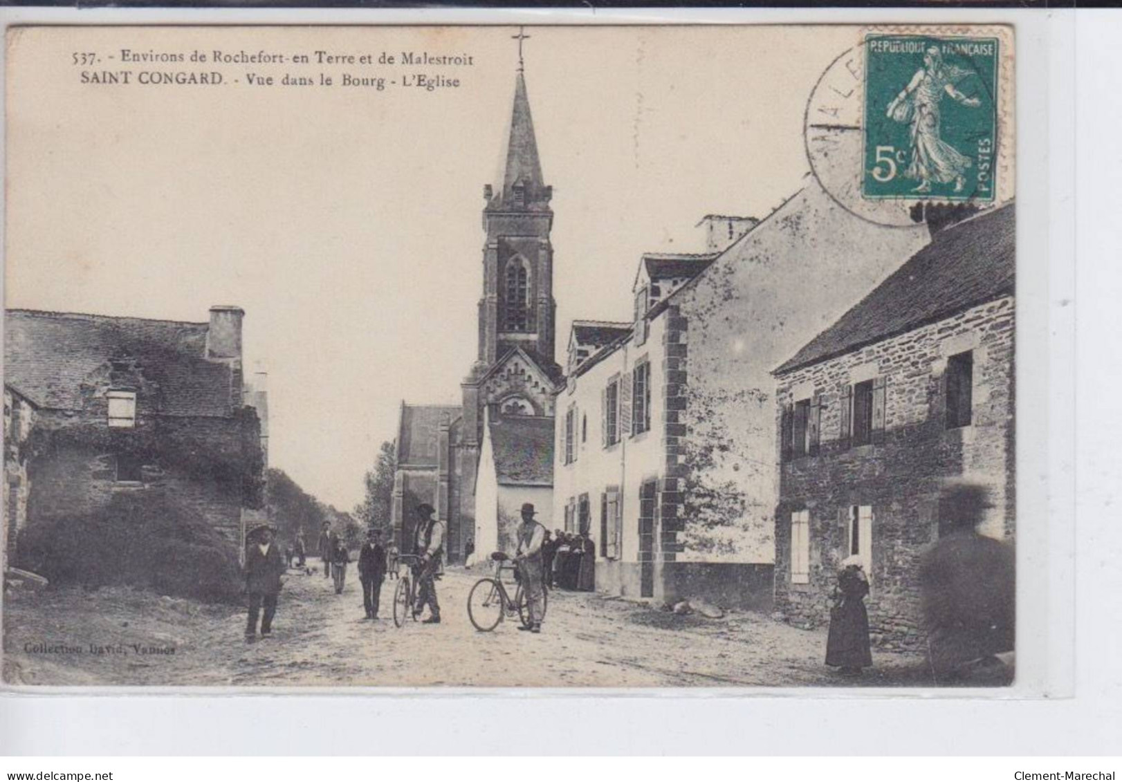 SAINT-GONGARD: Vue Dans Le Bourg, L'église - Très Bon état - Other & Unclassified