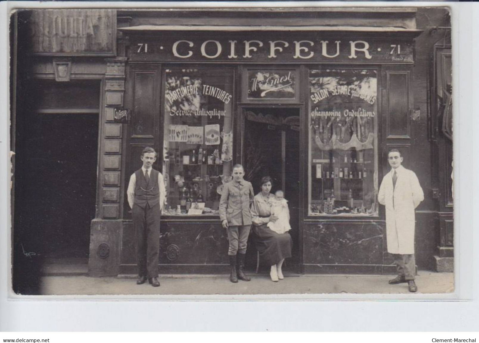 FRANCE: Coiffeur M. Ernest, Parfumerie Teintures Service Antiseptique Shapooing Ondulation - Très Bon état - Photos