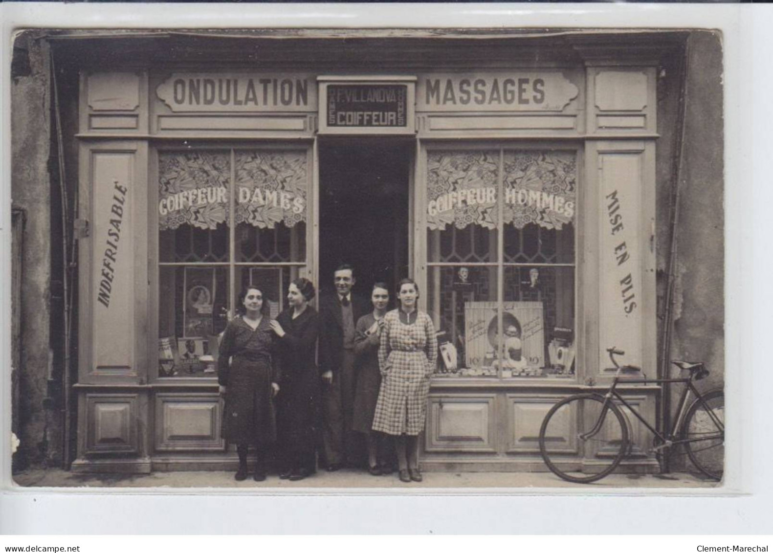 FRANCE - Ondulation Massages Coiffeur F. Villanova, Dames Et Hommes, Indéfrisable, Mise En Plis, Vélo - état - Foto's