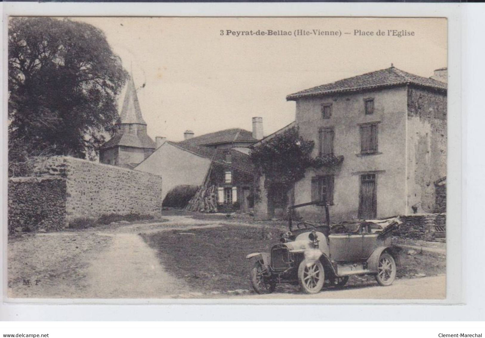 PEYRAT-de-BELLAC: Place De L'église, Voiture - Très Bon état - Andere & Zonder Classificatie