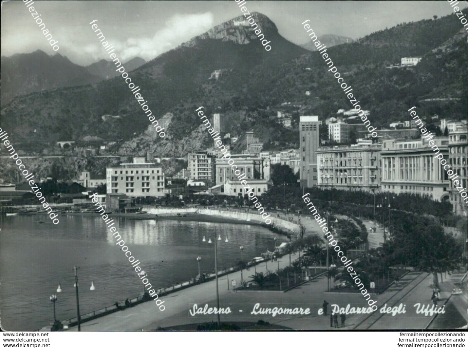 Br322 Cartolina Salerno Citta' Lungomare E Palazzo Degli Uffici - Salerno