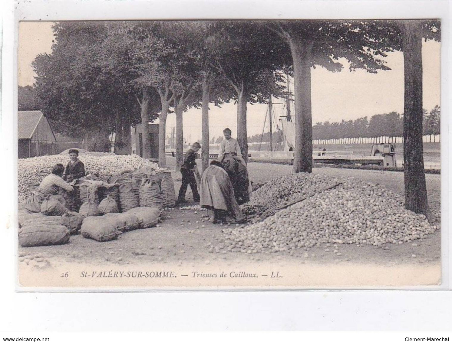 SAINT-VALERY-sur-SOMMES: Trieuses De Cailloux - Très Bon état - Saint Valery Sur Somme