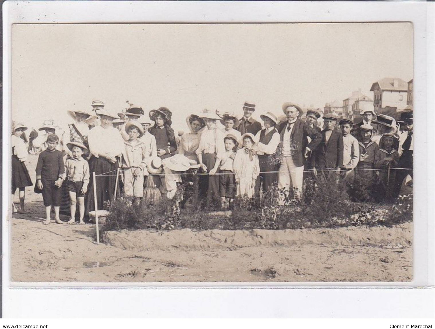 LANGRUNE-sur-MER: Concours De Sable, Jouet, Train, 2 CPA - Très Bon état - Otros & Sin Clasificación