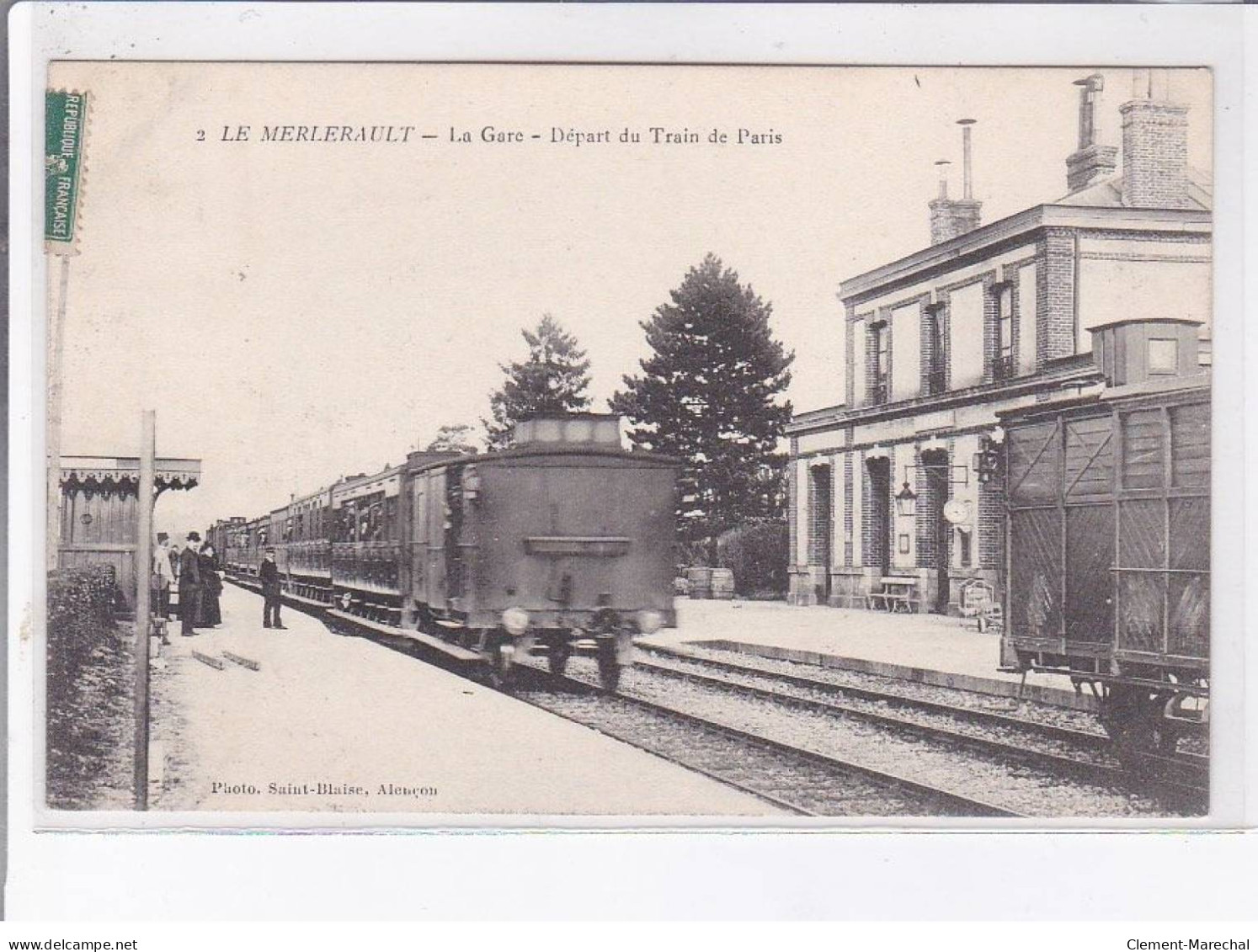 LE MERLERAULT: La Gare Départ Du Train De Paris - Très Bon état - Le Merlerault