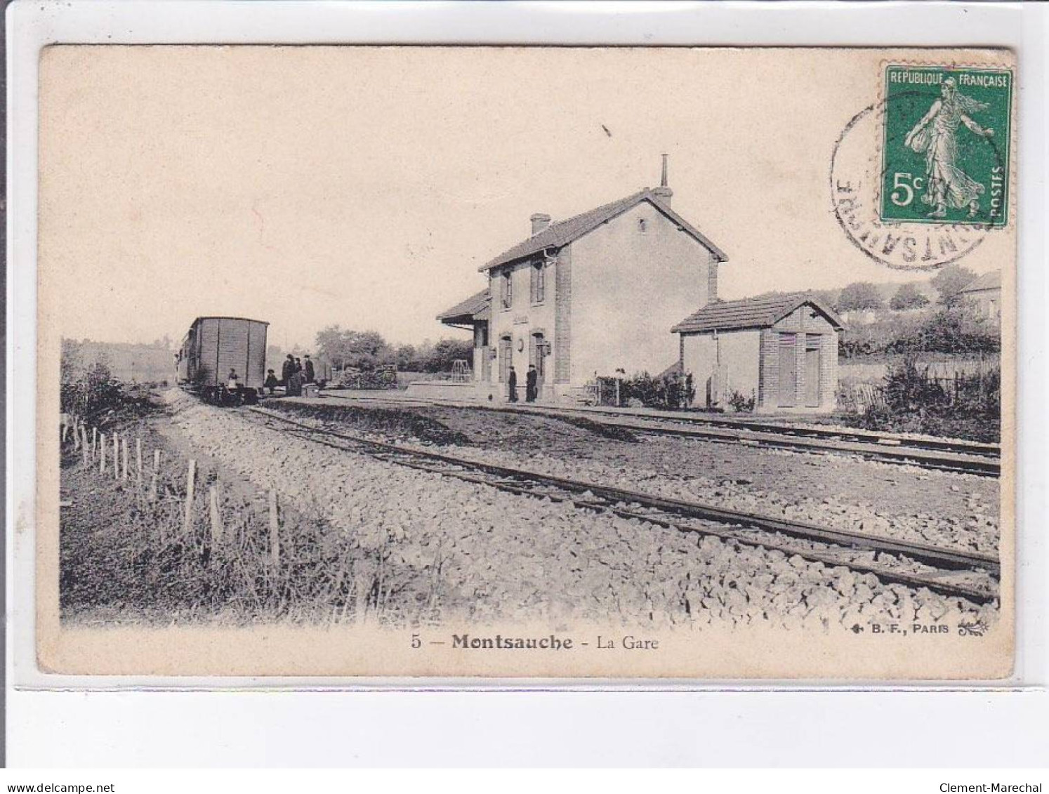 MONTSAUCHE: La Gare - Très Bon état - Montsauche Les Settons