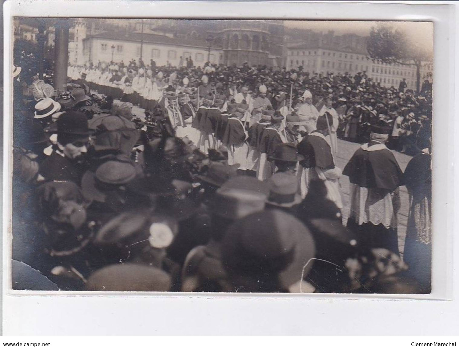 LYON: 8 CPA, Procession Religieuse - Très Bon état - Altri & Non Classificati