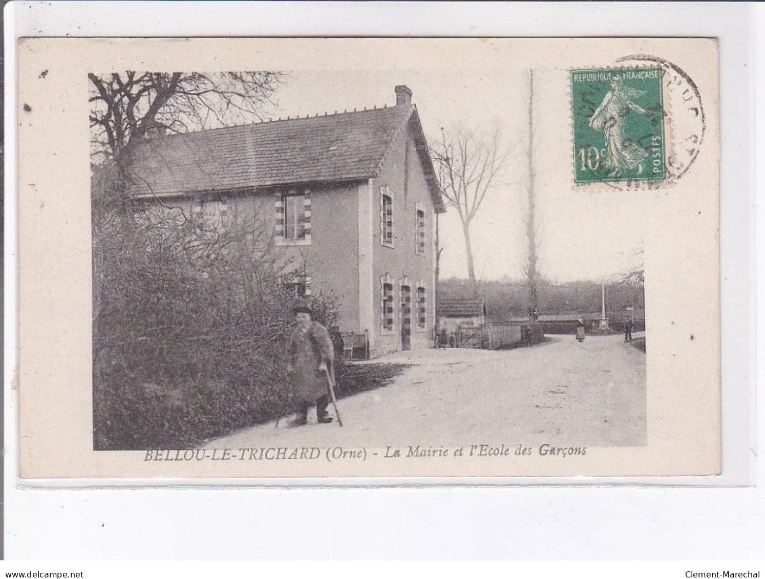 BELLOU-le-TRICHARD: La Mairie Et L'école Des Garçons - Très Bon état - Andere & Zonder Classificatie