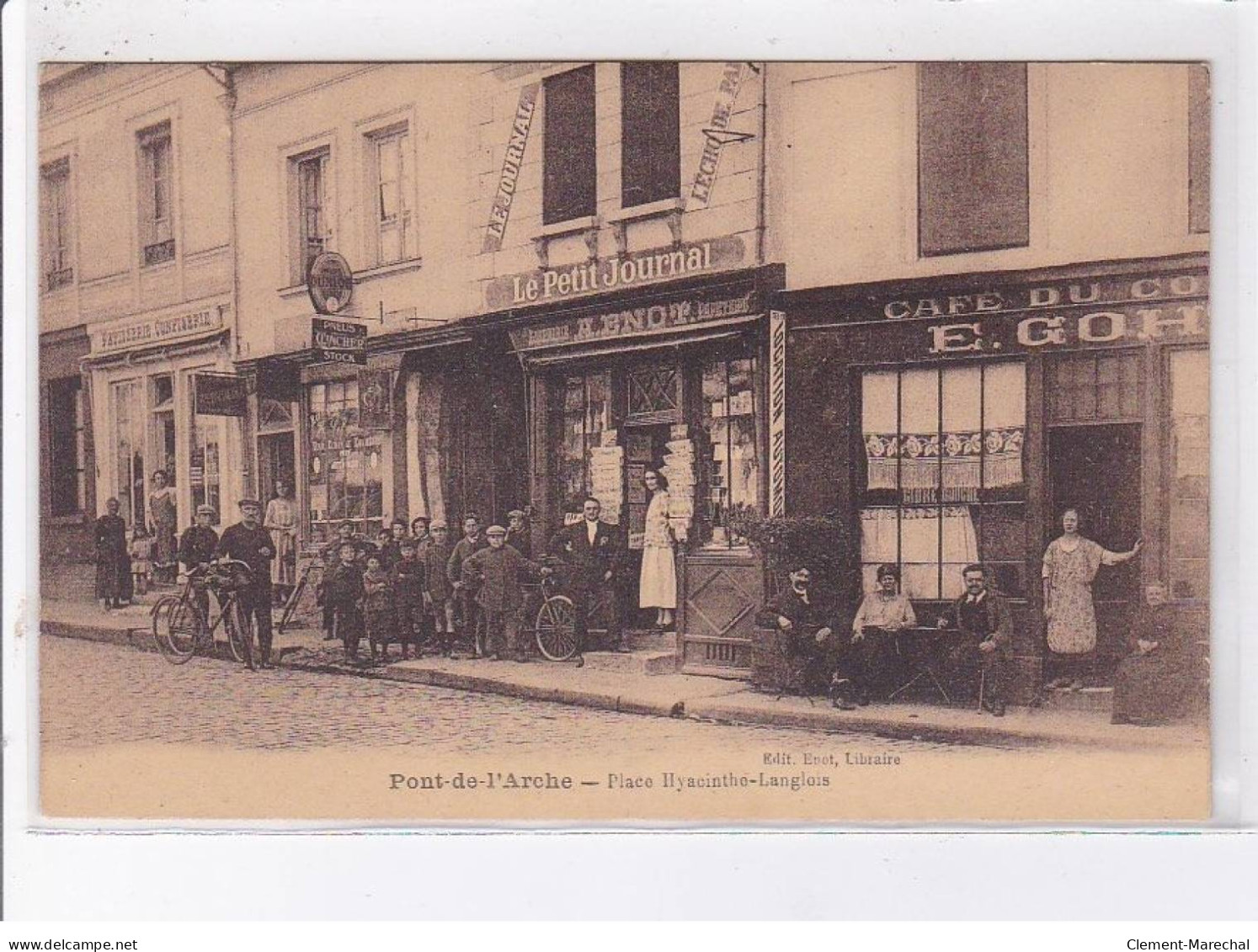 PONT-de-L'ARCHE: Place Hyacinthe-langlois, Petit Journal - Très Bon état - Pont-de-l'Arche