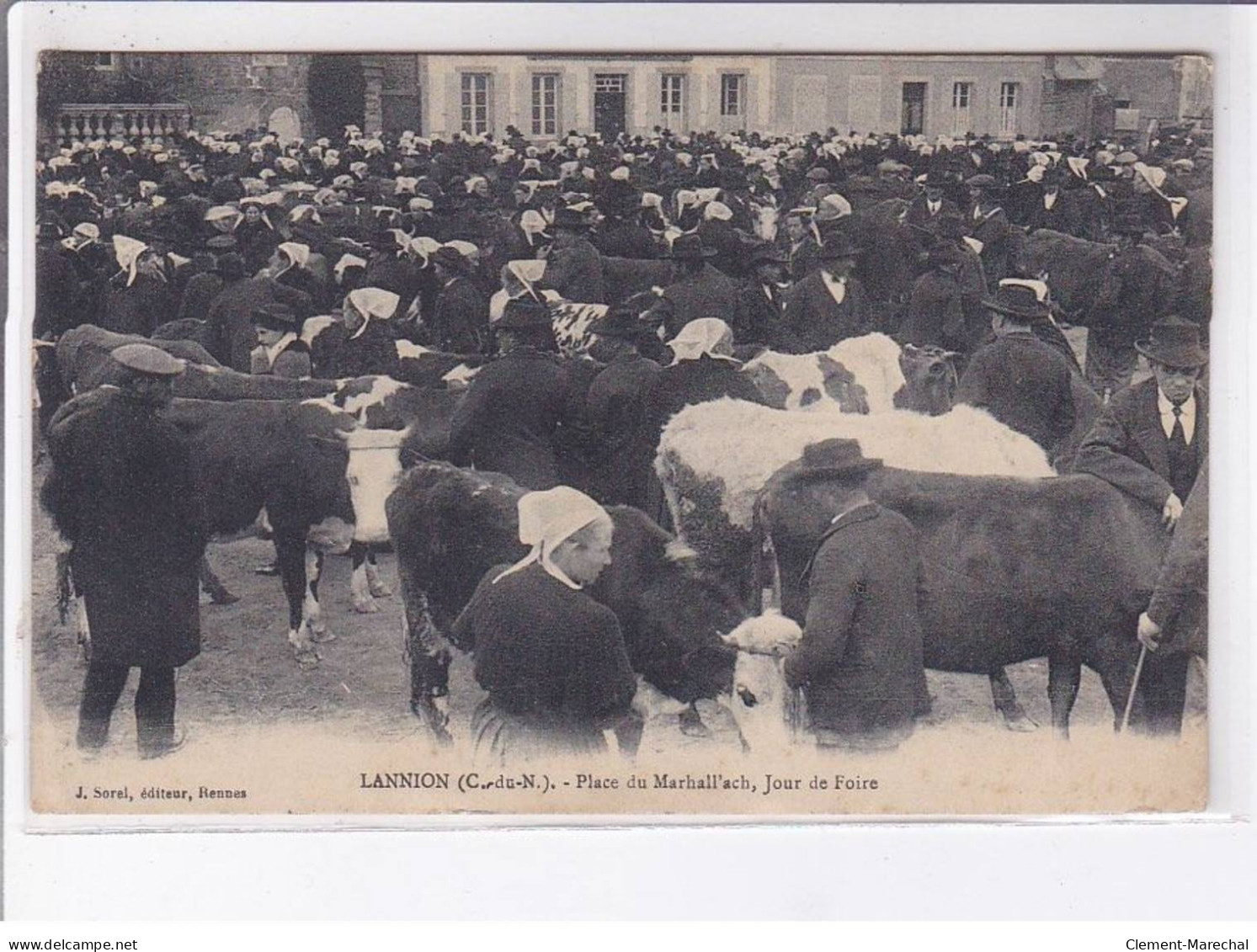 LANNION: Place Du Marhall'ach, Jour De Foire - Très Bon état - Lamballe