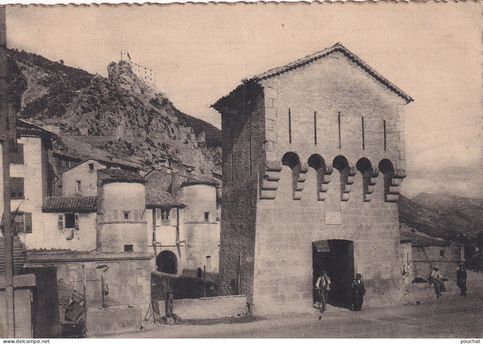 JA 32-(04) ENTREVAUX - PORTE NATIONALE - EDIT. V. GRAC , ENTREVAUX - Autres & Non Classés