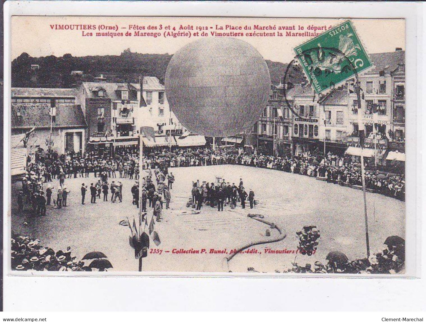 VIMOUTIERS: Fête Des 3 Et 4 Août 1912 Place Du Marché Avant Le Départ Du Ballon - Très Bon état - Vimoutiers