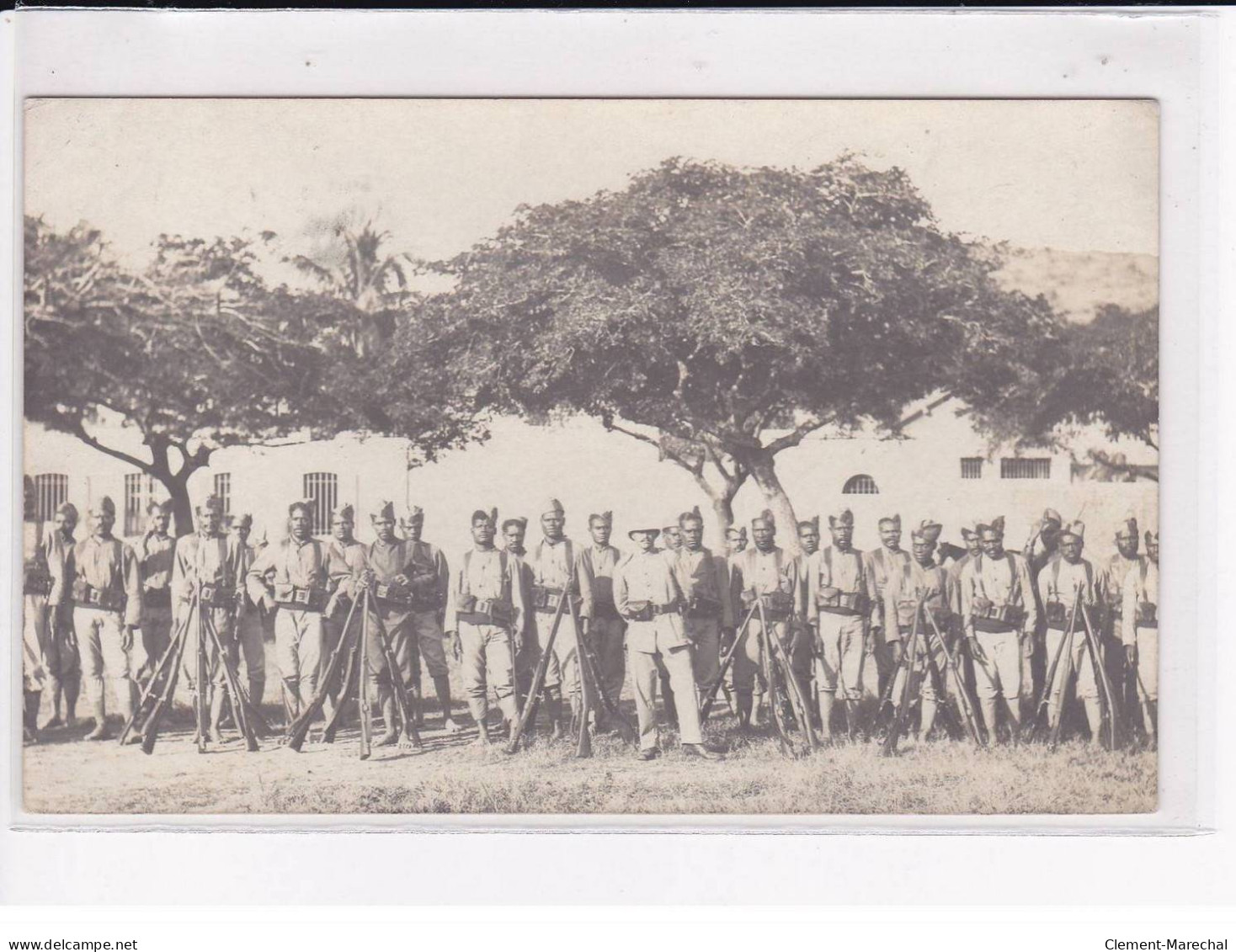 TAHITI / Nouvelle Calédonie / Ile Des Pins / Iles Loyautés : Lot De 5 Cartes Photo De Militaires (guerre 14-18) - TBE - Polynésie Française