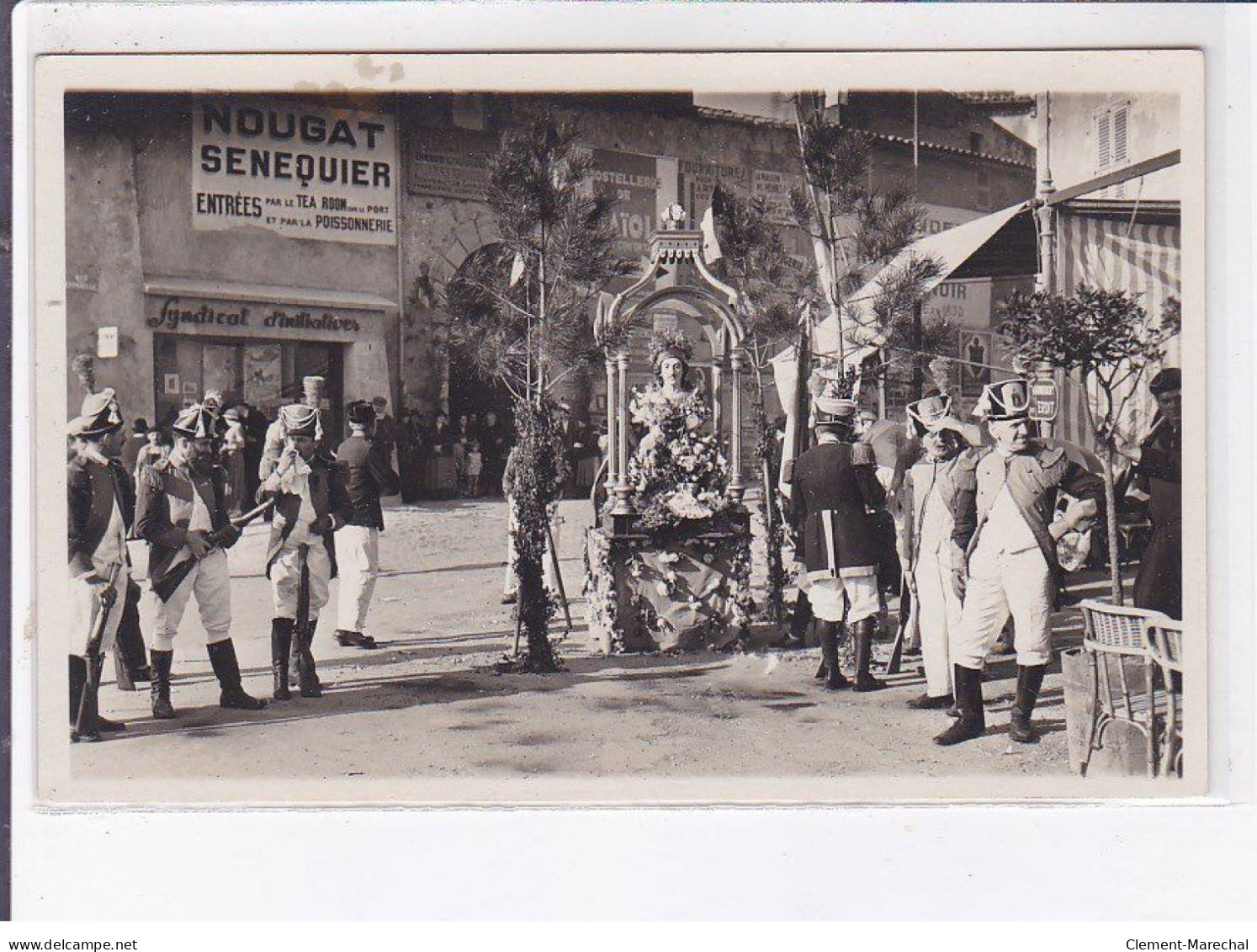 SAINT-TROPEZ: lot de 15 cpa + une carte de visite du photographe - carte photo, pèlerinage sainte-Anne - très bon état