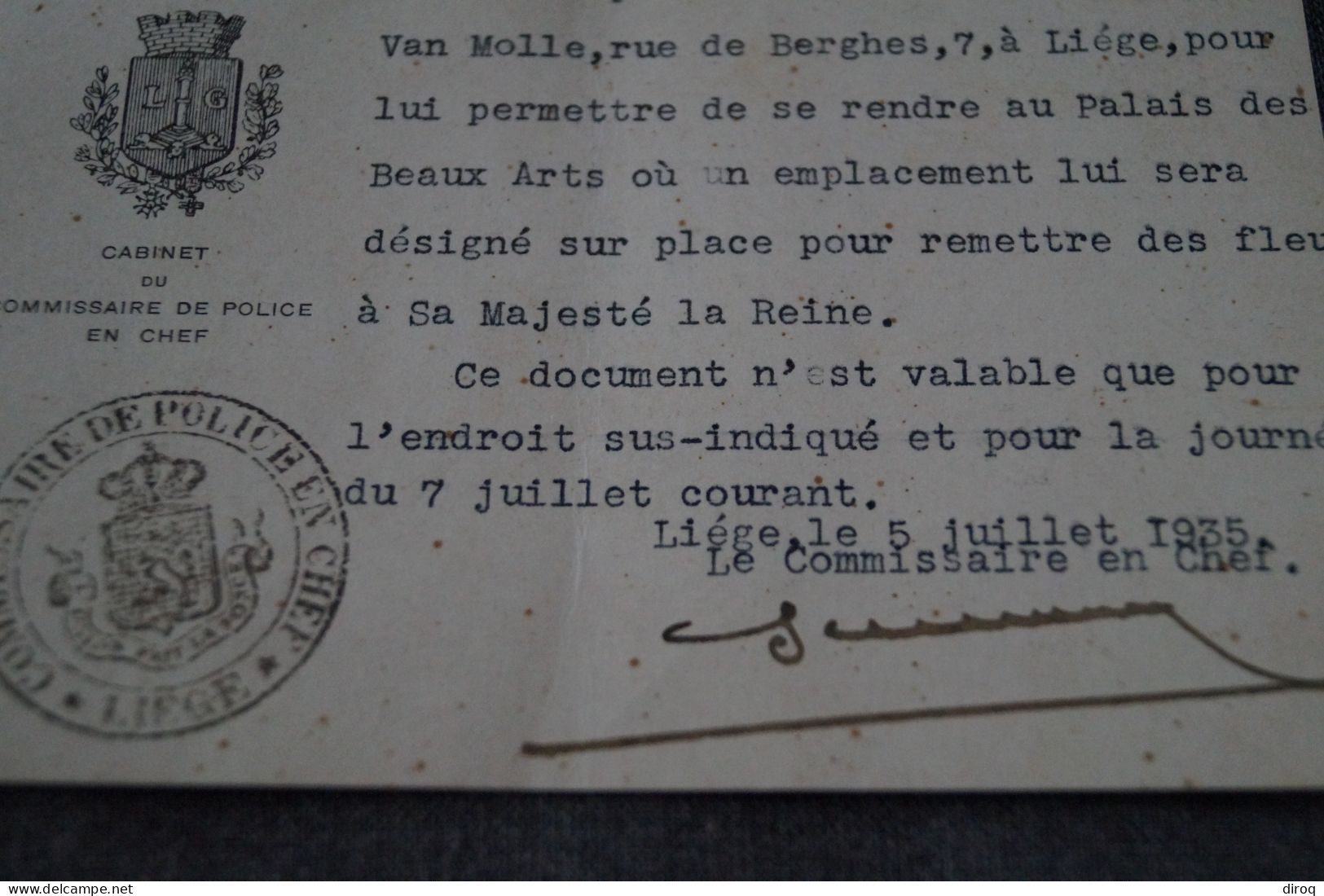 Laisser-passer De Mme Van Molle Pour La Reine,1935 - Historical Documents