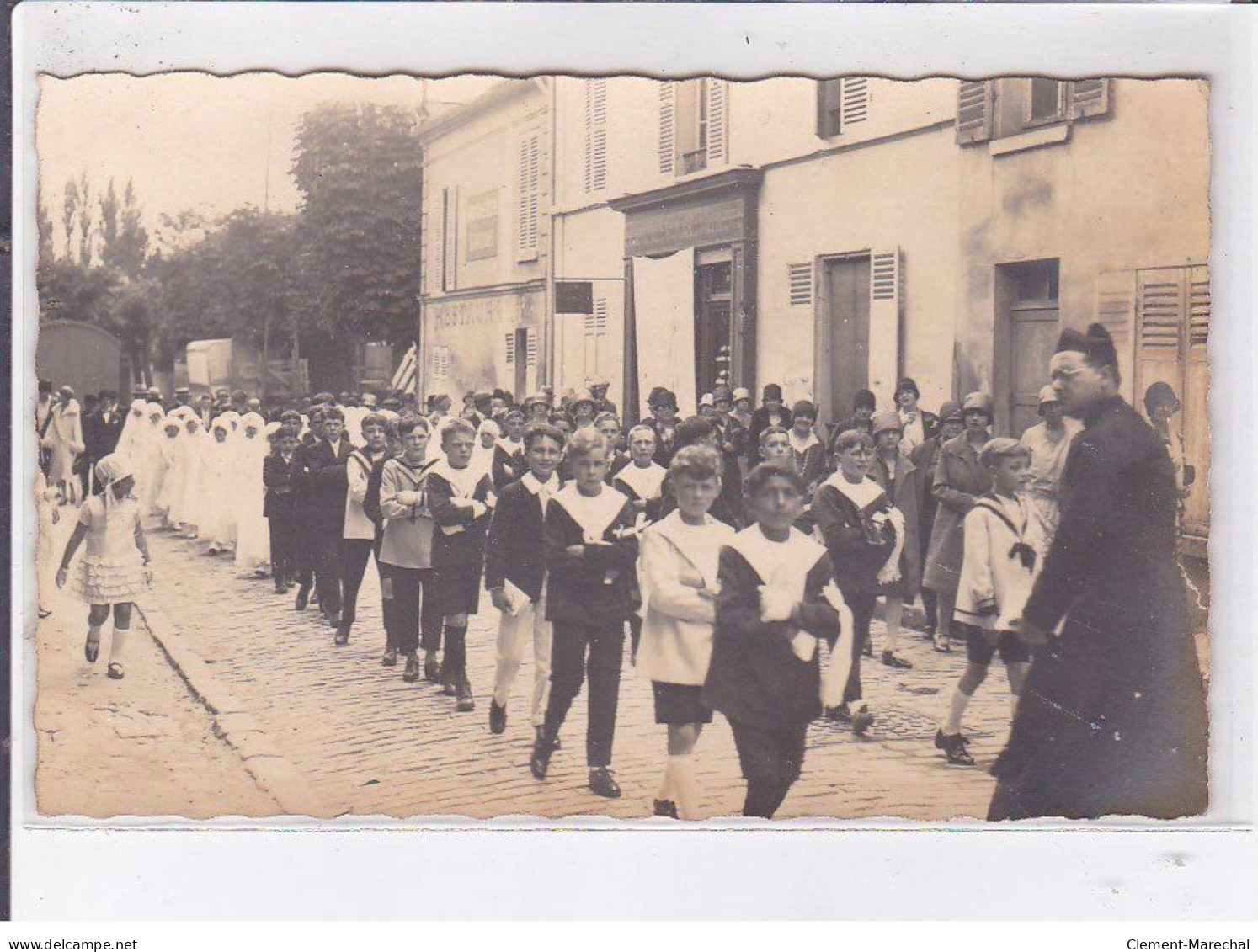 CHAMPIGNY: 4 CPA, Procession - Très Bon état - Champigny Sur Marne