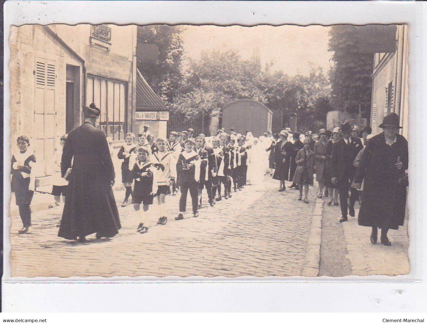 CHAMPIGNY: 4 CPA, procession - très bon état