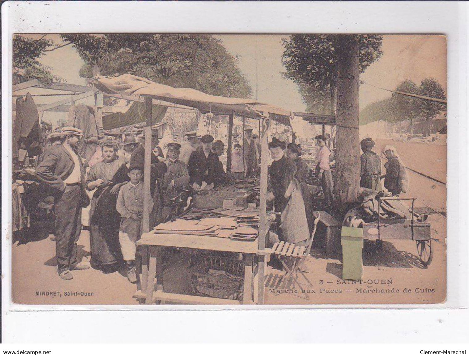 SAINT-OUEN: Marché Aux Puces Marchande De Cuirs - Très Bon état - Saint Ouen