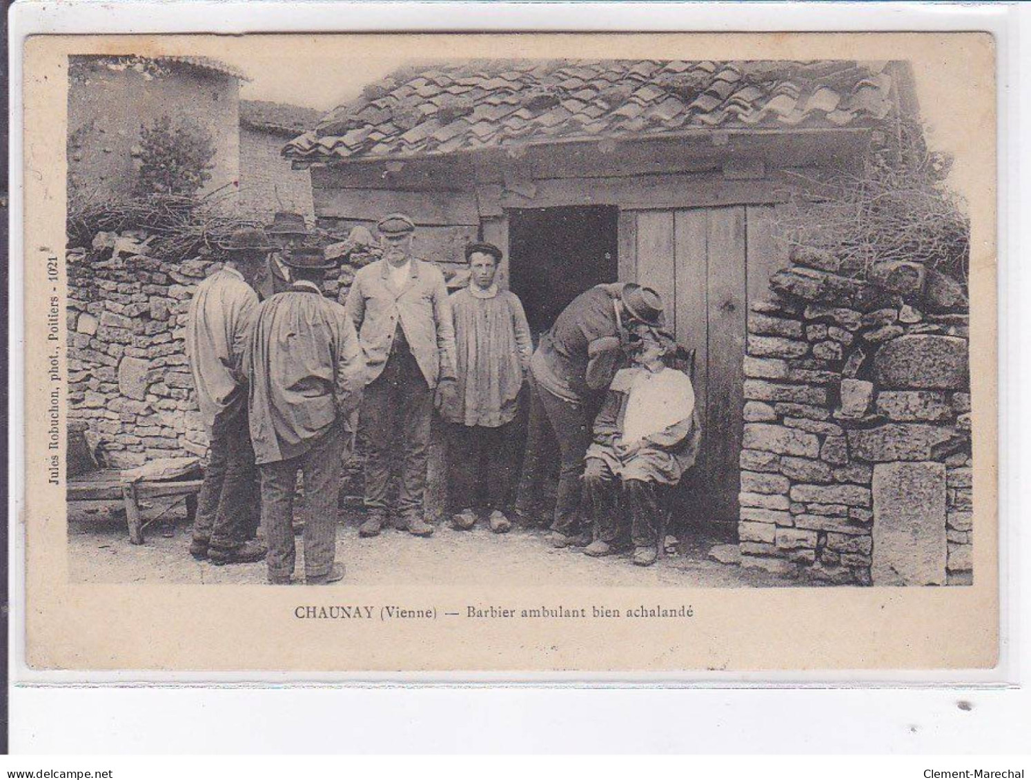 CHAUNAY: Barbier Ambulant Bien Achalandé - Très Bon état - Altri & Non Classificati