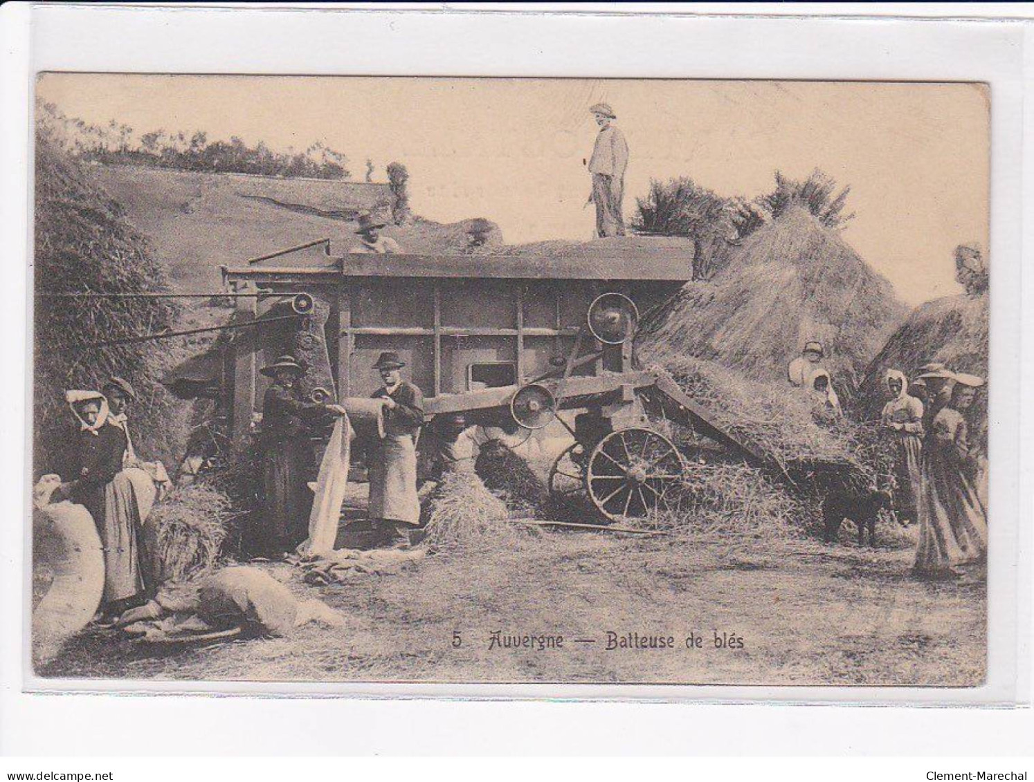 AUVERGNE - Batteuse De Blés - Très Bon état - Autres & Non Classés