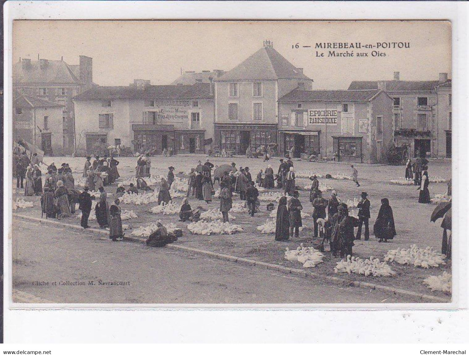 MIREBEAU-en-POITOU: Le Marché Aux Oies - Très Bon état - Mirebeau